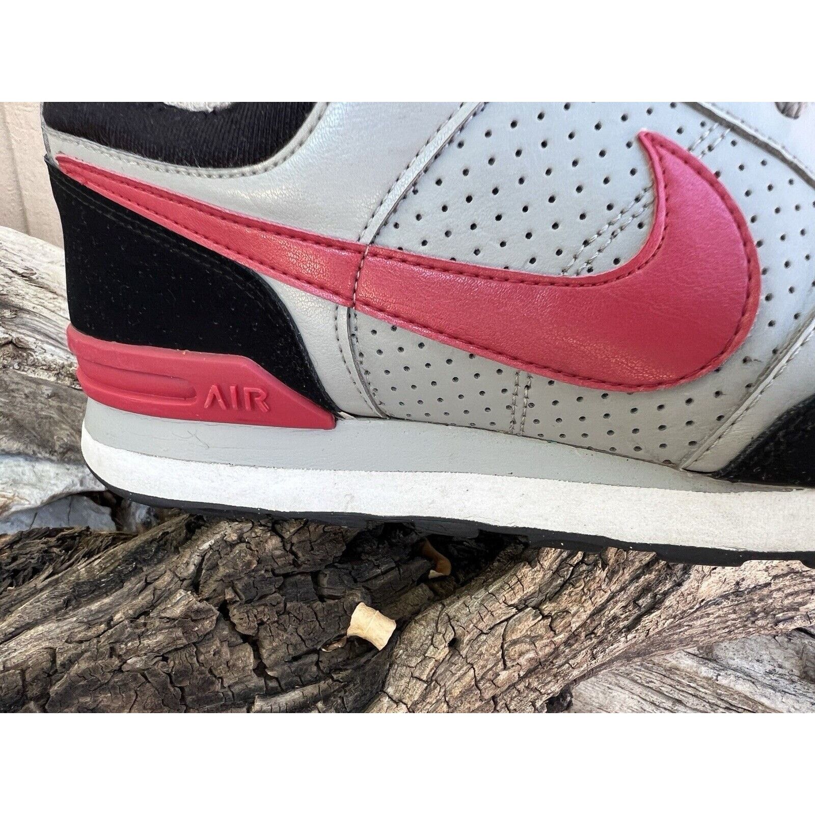 Nike Nike Air Force Running Shoes Men's Size 9 Gray Red EUC Size US 9 / EU 42 - 5 Thumbnail