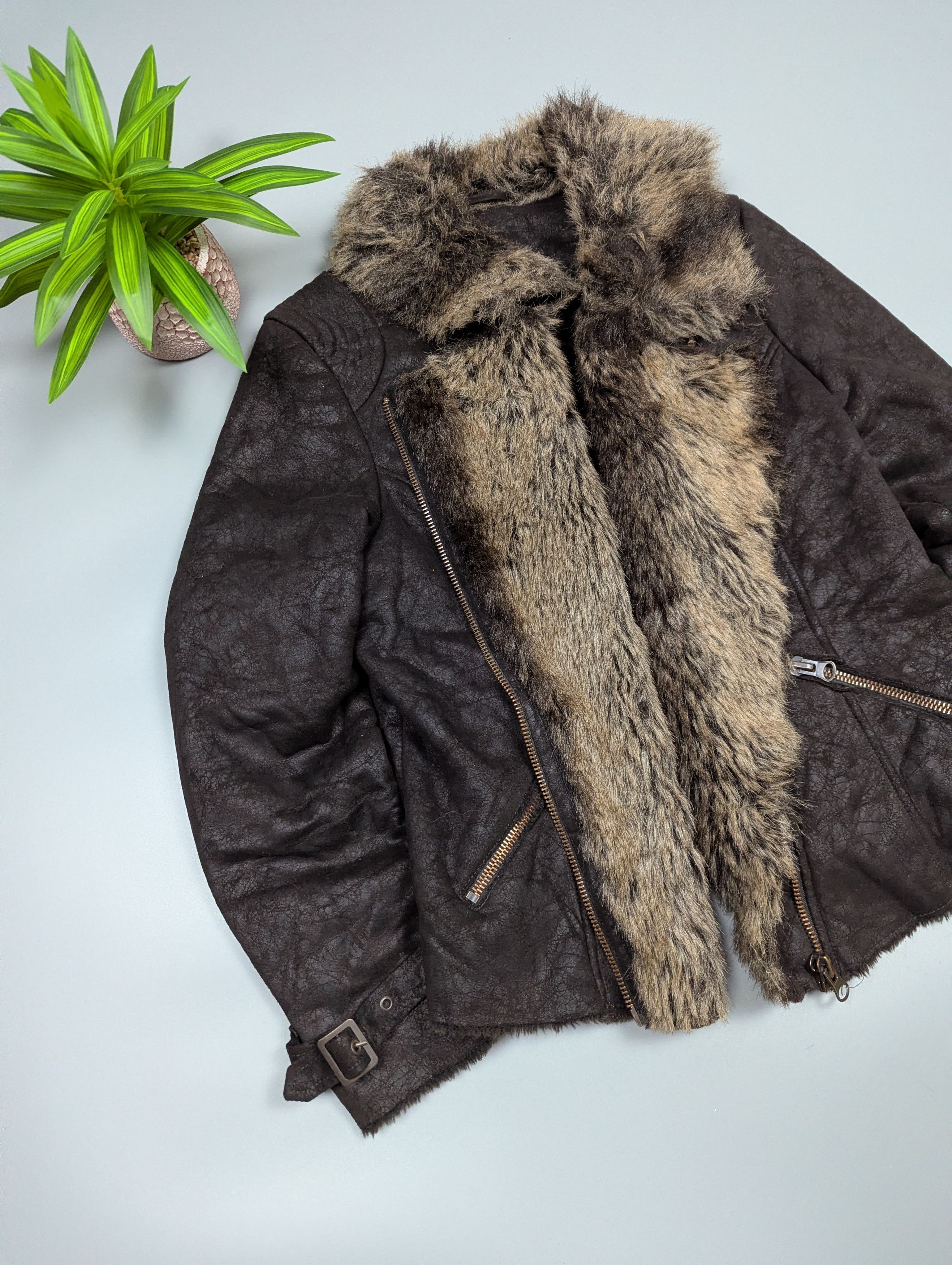 Vintage Vintage Distressed Brown Leather Moto Jacket Women’s S/M Size M / US 6-8 / IT 42-44 - 7 Thumbnail