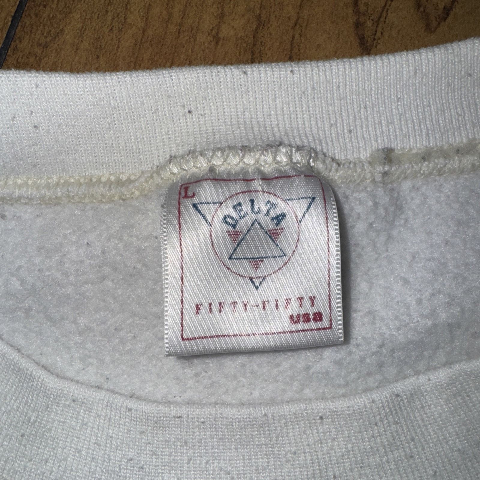 Delta × Vintage Vintage Made In USA Texas Crewneck White L 20x23 Delta Tag Size US L / EU 52-54 / 3 - 3 Thumbnail