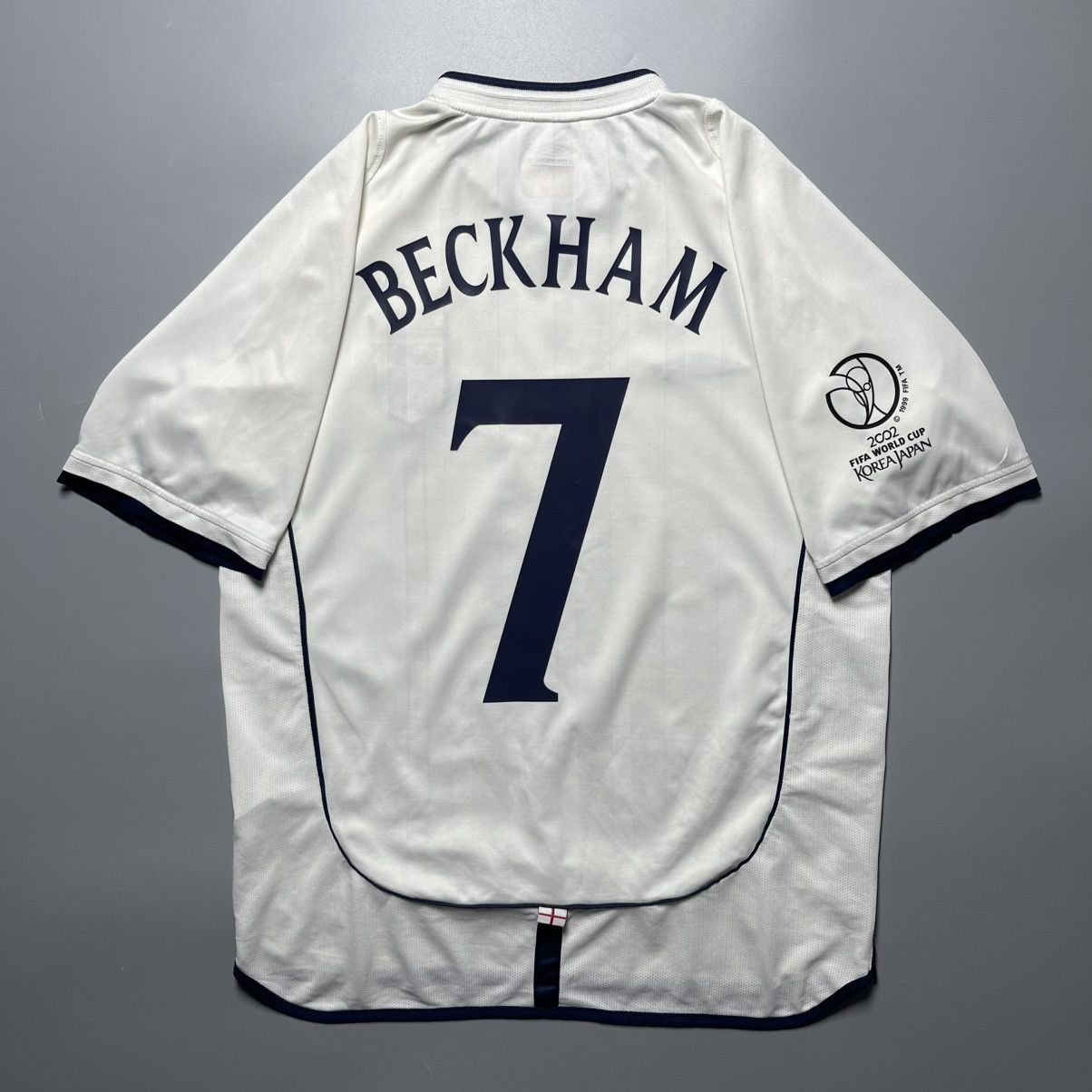 ENGLAND UMBRO 2002 WORLD CUP FOOTBALL HOME JERSEY #7 BECKHAM