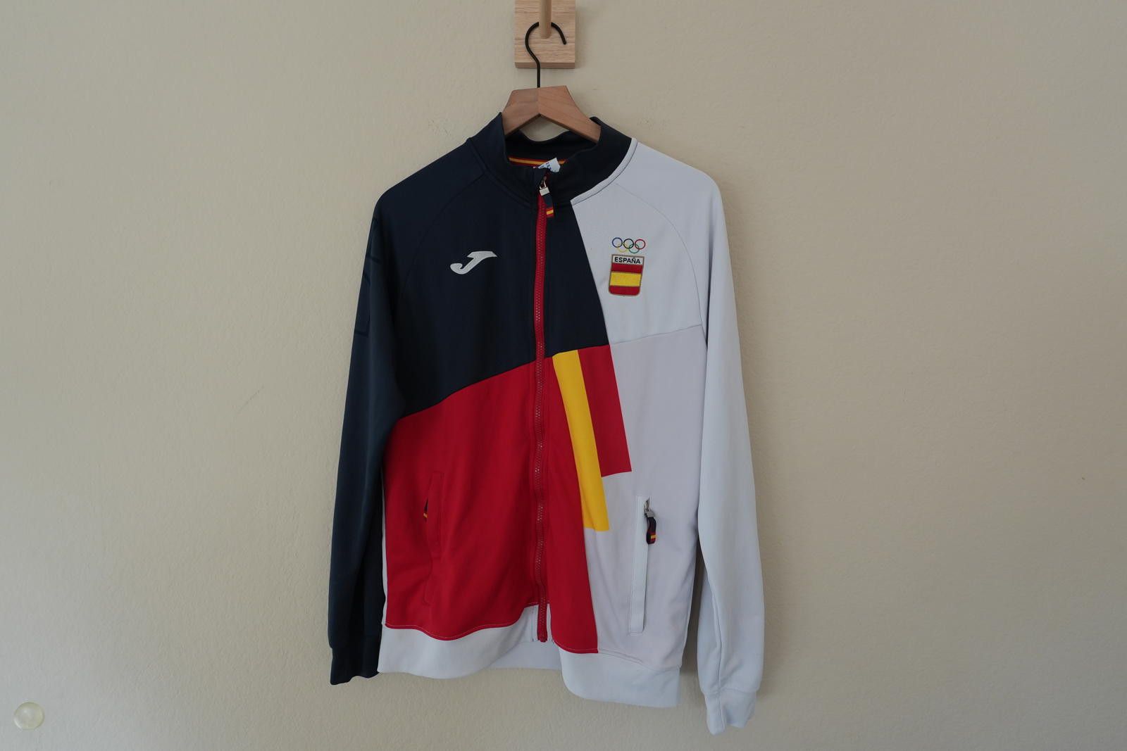 Joma Joma Sweater Men's M Red Yellow Espana Olympics Size US M / EU 48-50 / 2 - 1 Thumbnail
