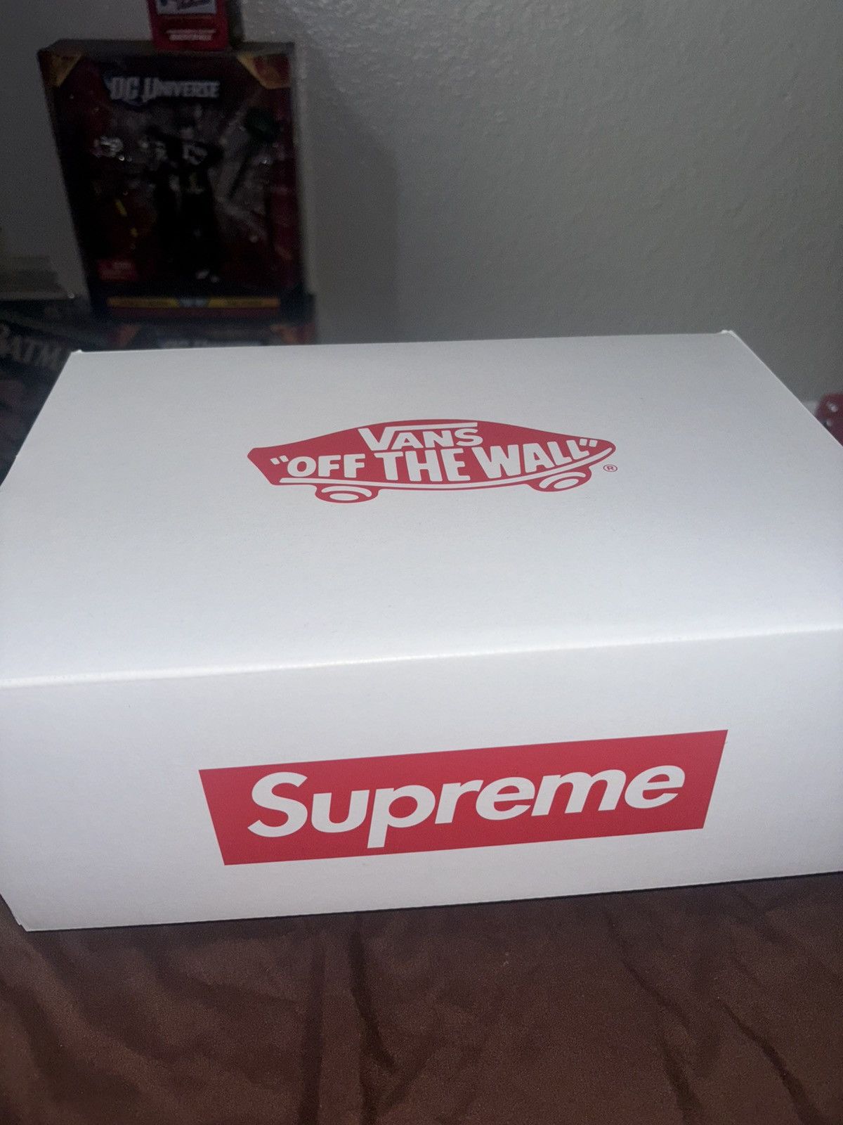 Supreme × Vans Supreme half cab Size US 9 / EU 42 - 2 Thumbnail