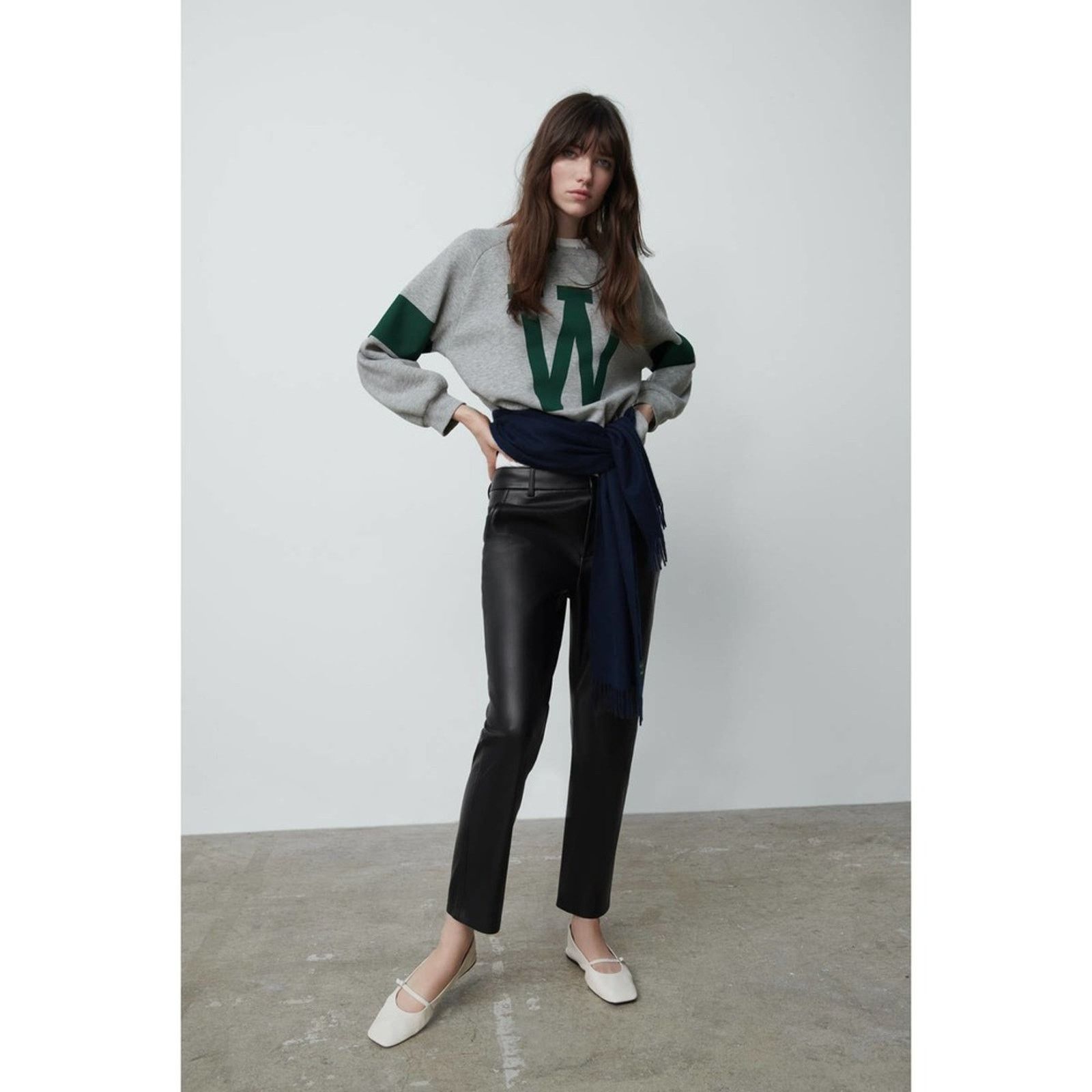 Zara ZARA BLOGGER FAVORITE FAUX LEATHER PANTS BLACK Size 28" / US 6 / IT 42 - 5 Thumbnail