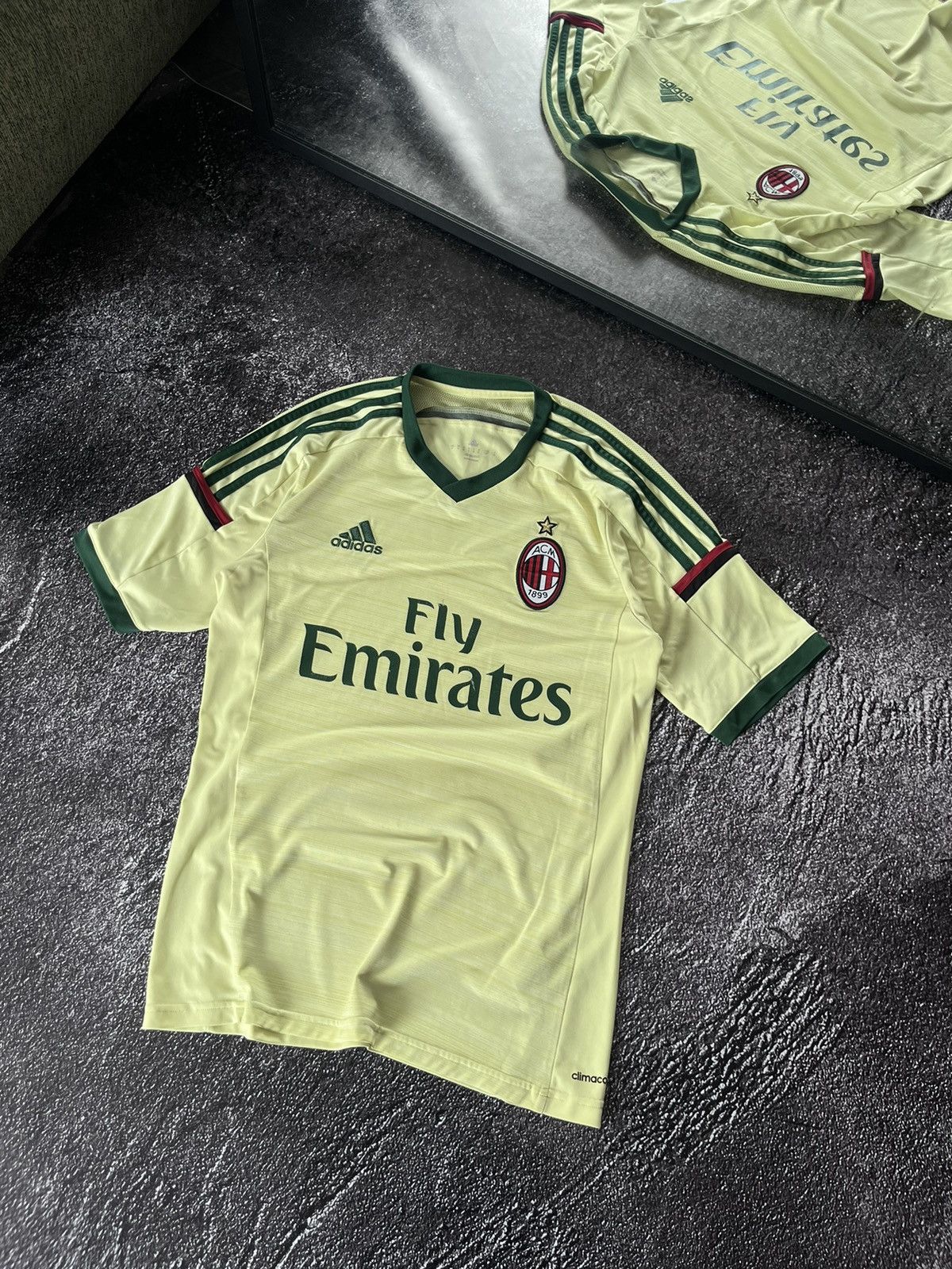 Adidas Adidas Milan 2013-14 Blokcore Soccer Jersey Size US S / EU 44-46 / 1 - 2 Thumbnail