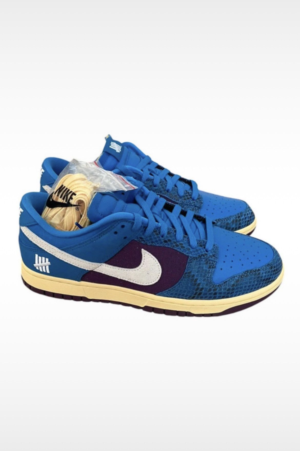 Nike × Undefeated Nike Dunk Low Undefeated 5 On It Dunk vs. AF1 10.5 Size US 10.5 / EU 43-44 - 5 Thumbnail
