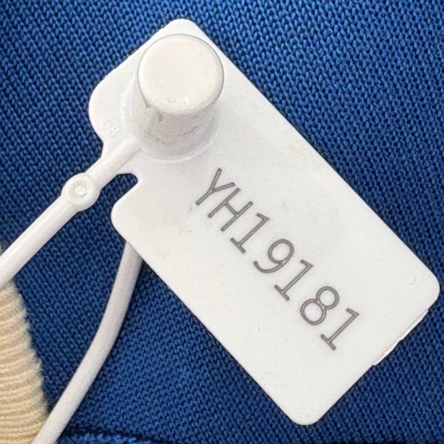 Louis Vuitton LV Metal Logo Shoulder Pad Half-Zip Short Sleeve S Size S / US 4 / IT 40 - 7 Thumbnail
