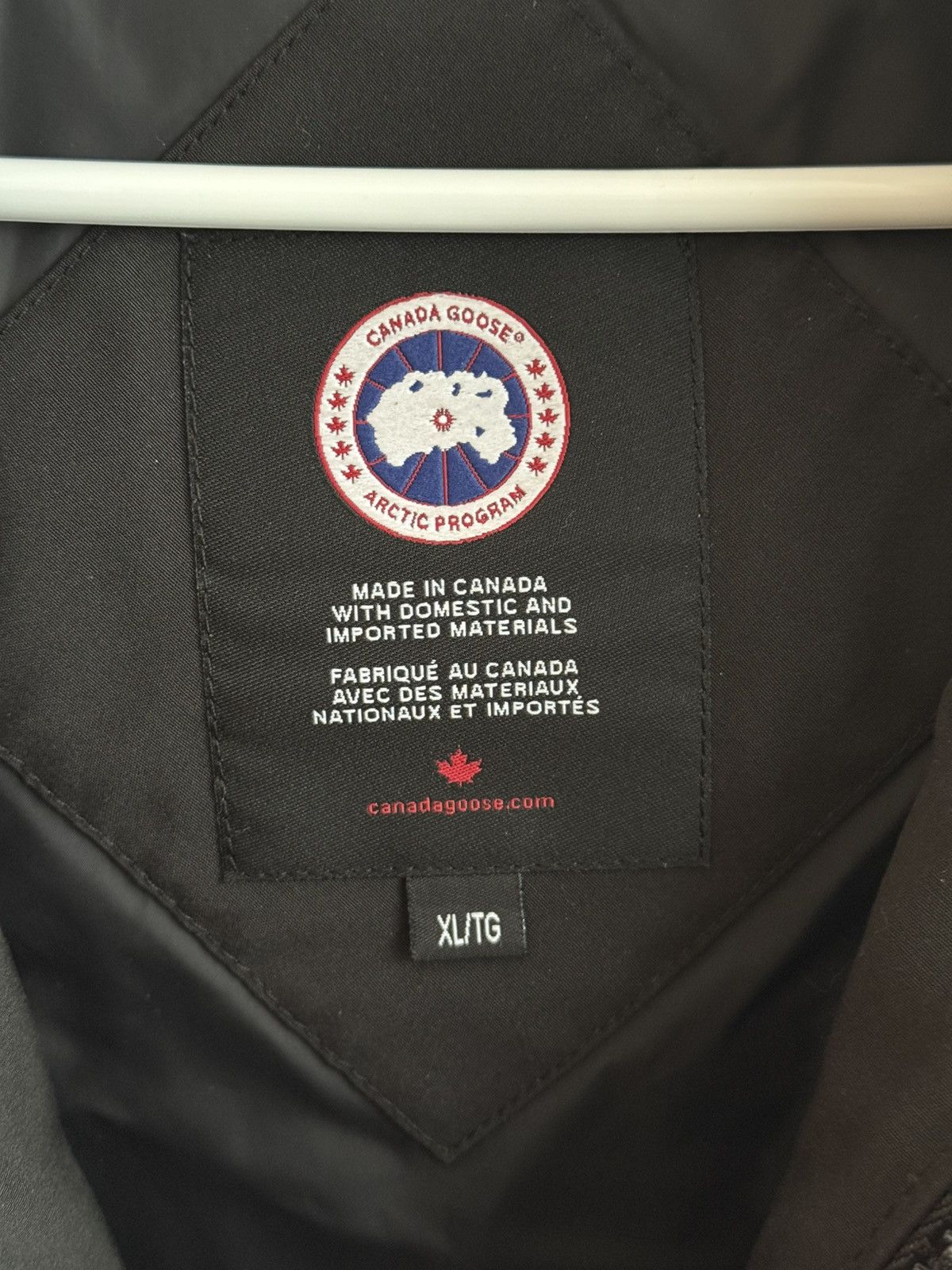 Canada Goose Canada Goose Logo Vest Size US XL / EU 56 / 4 - 3 Thumbnail