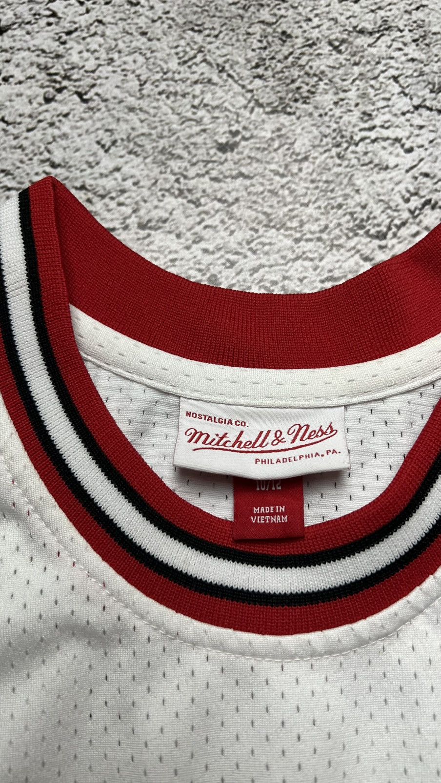 Mitchell & Ness Chicago Bulls NBA Michael Jordan youth Mitchell jersey Size US S / EU 44-46 / 1 - 6 Thumbnail