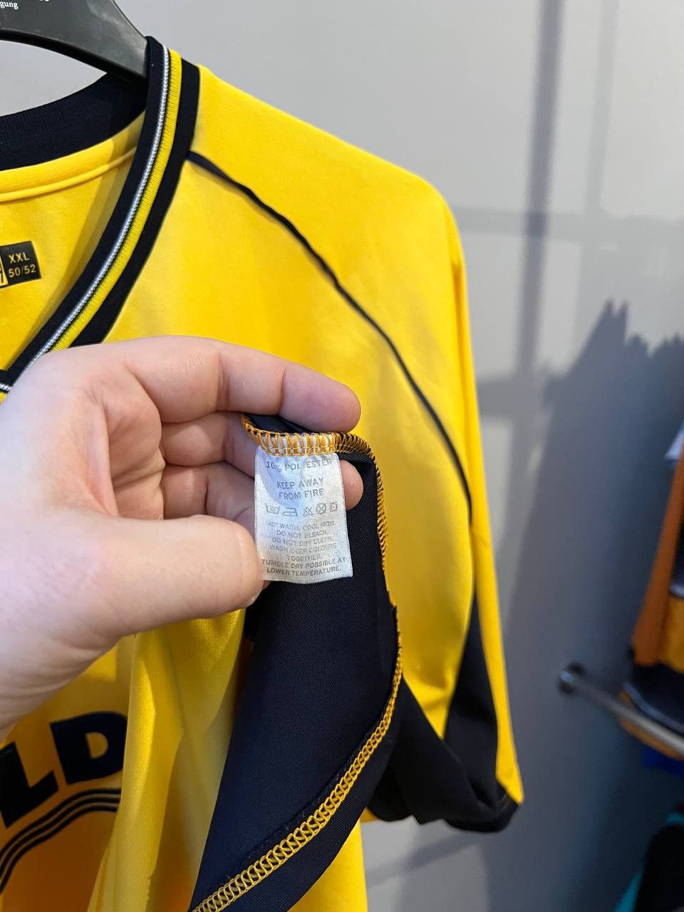 Vintage 2003/05 OXFORD UNITED HOME SOCCER JERSEY FOOTBALL SHIRT TFG Size US XXL / EU 58 / 5 - 12 Thumbnail