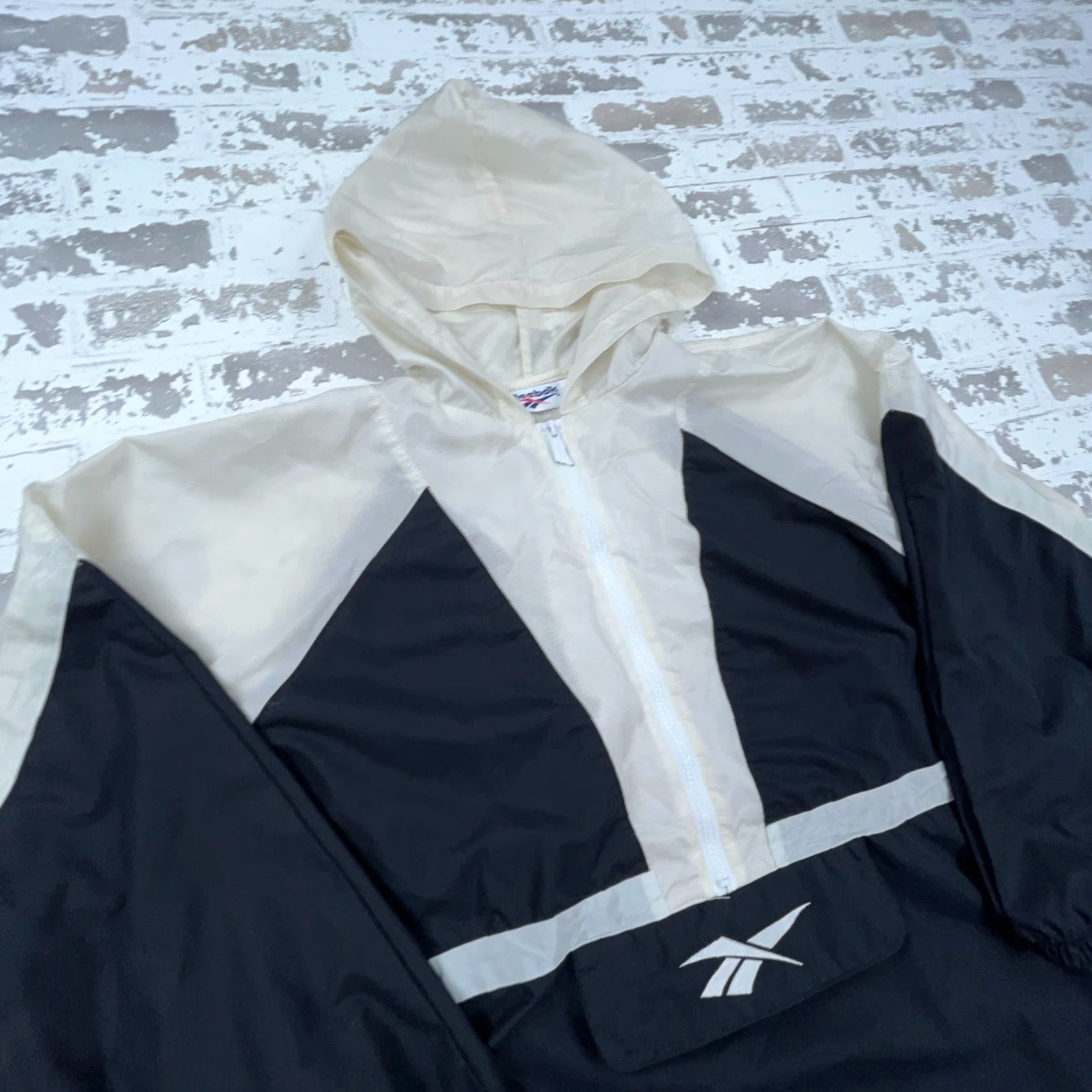 Reebok VINTAGE Reebok Jacket Men M Black Windbreaker Track Anorak 90s Logo Zipper Pockets Full Zip Size US M / EU 48-50 / 2 - 6 Thumbnail