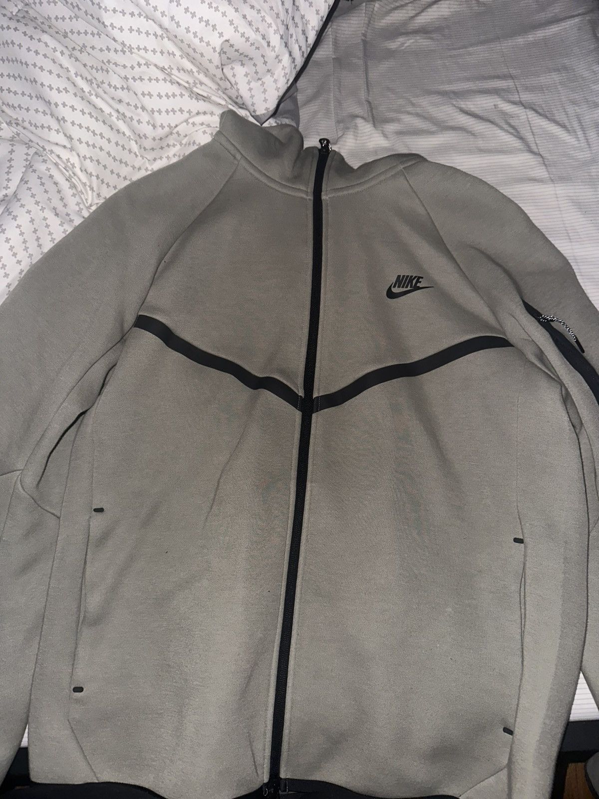 Nike Grey/Green Nike tech jacket Size US M / EU 48-50 / 2 - 1 Thumbnail