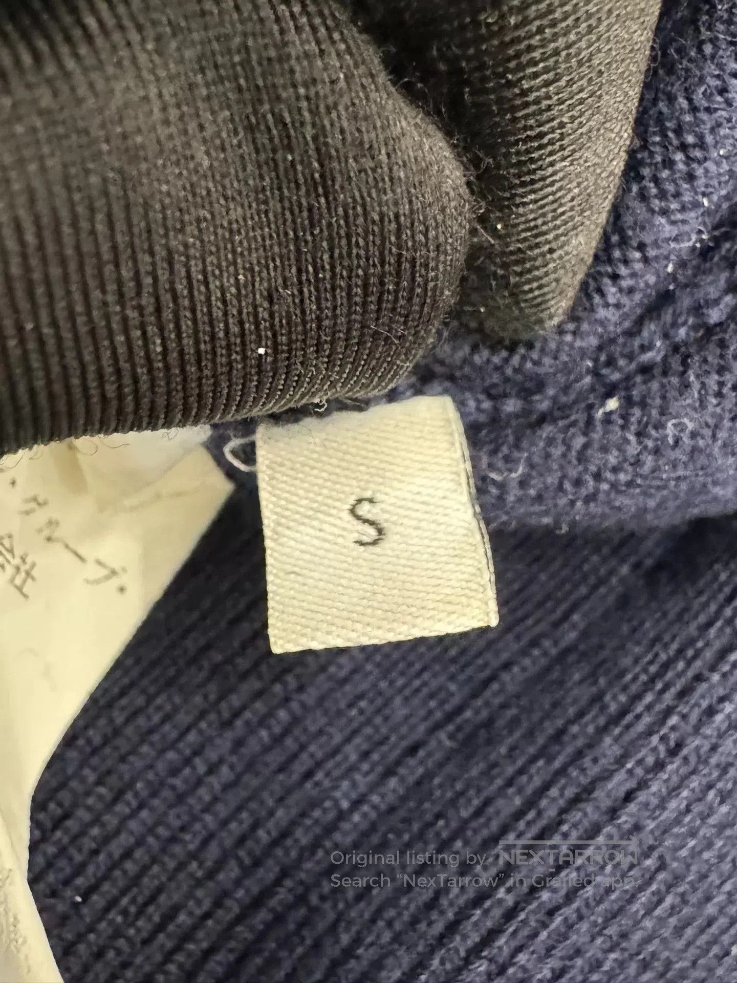 Loewe Loewe Navy Gold Button Logo Sweater. Size S / US 4 / IT 40 - 7 Thumbnail