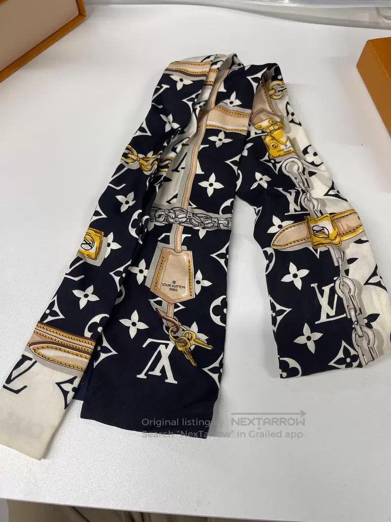 Louis Vuitton Louis Vuitton Monogram Confidential bandeau Silk Scarf Size ONE SIZE - 1 Thumbnail