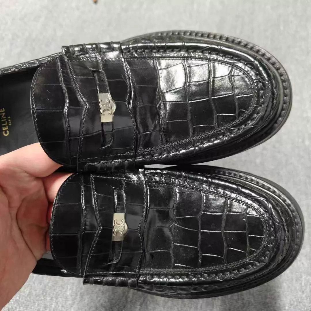 Celine Celine Triomphe Crocodile Loafers 40 (98 New) Size US 9.5 / IT 39.5 - 4 Thumbnail