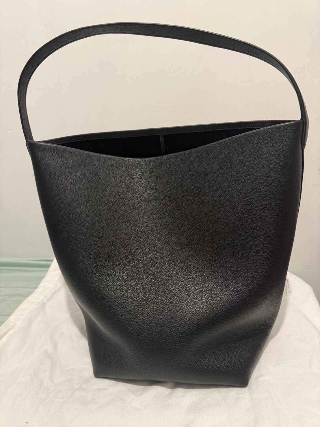 Large N/S Park Tote Bag in Leather