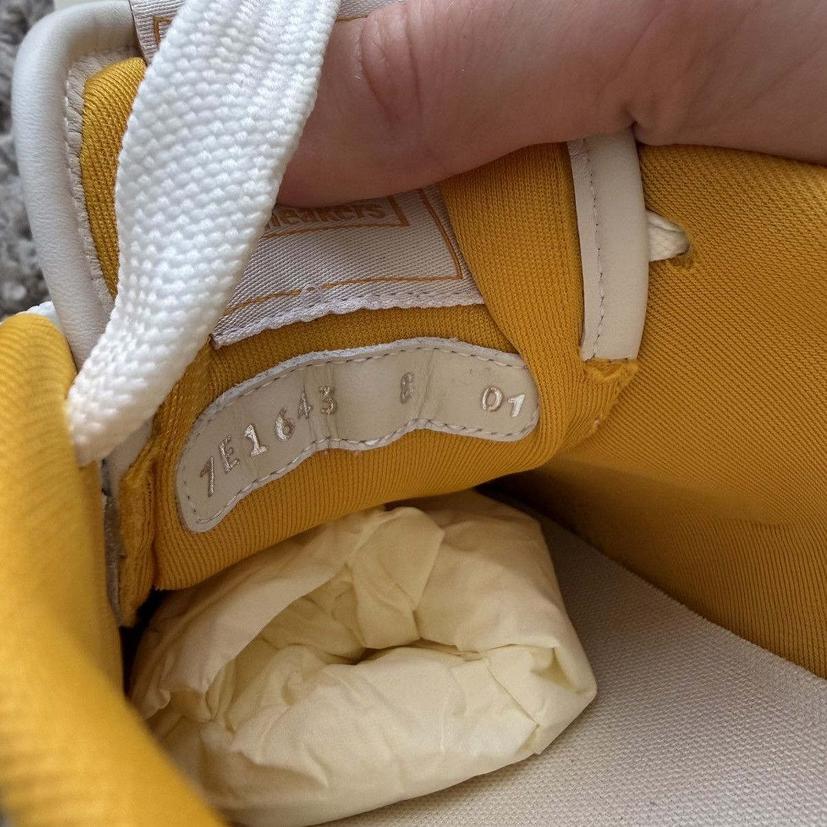 Fendi Fendi Roma sneakers size 42 US9 leather yellow mustard Size US 9 / EU 42 - 12 Thumbnail