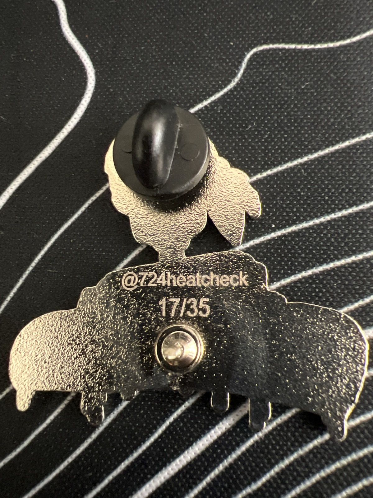 Hat Club × MyFitteds 724heatcheck Pirate hat pin Size ONE SIZE - 3 Thumbnail