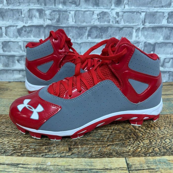 Under armour men's spine heater outlet mid tpu baseball cleat