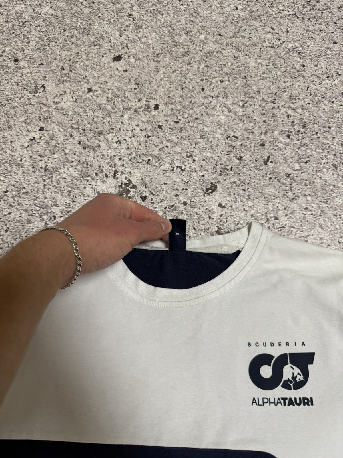 Alpha Industries × Ferrari Rare Scuderia AlphaTauri 2023 Team Racing Retro T-Shirt Size US XS / EU 42 / 0 - 9 Thumbnail
