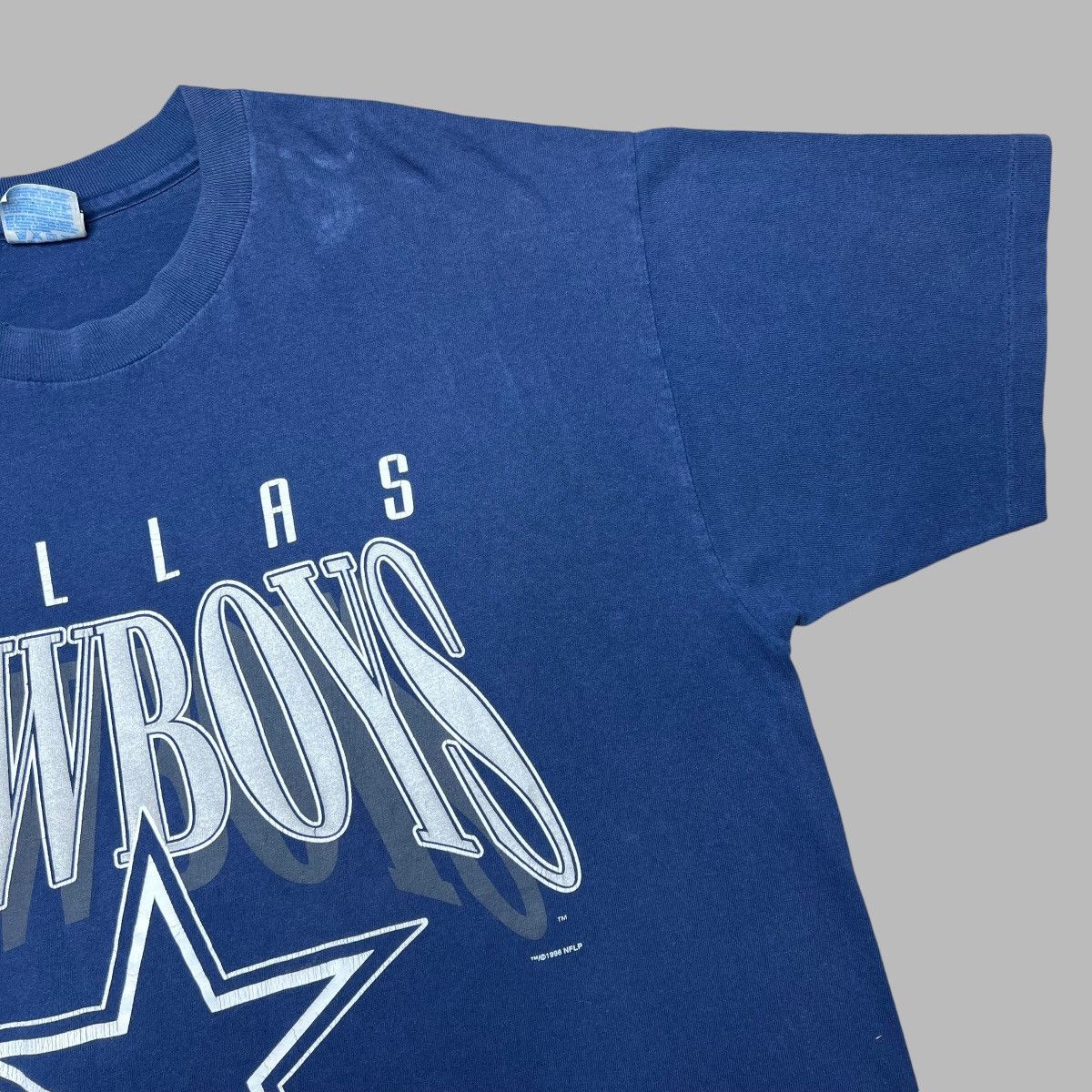 NFL × Vintage Vintage 1996 NFL Dallas Cowboys Spell Out 3D Graphic T-Shirt Size US XL / EU 56 / 4 - 6 Thumbnail
