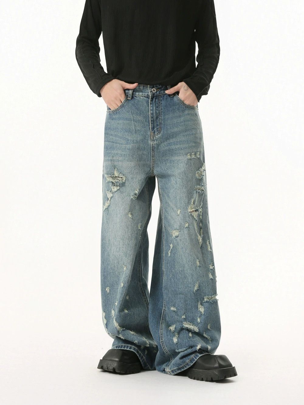 Vintage Men's irregular distressed high street straight ripped jeans Size US 32 / EU 48 - 1 Thumbnail