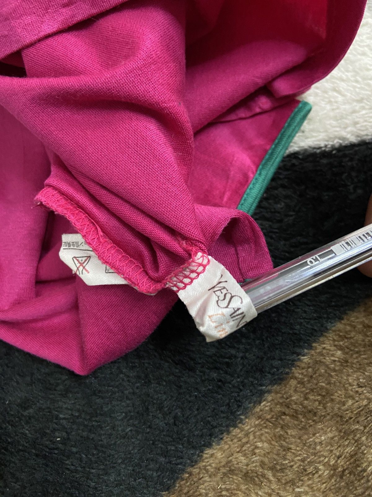 Yves Saint Laurent Vtg Yves Saint Laurent Longsleeve Fuchsia Green Subtle Logo Size S / US 4 / IT 40 - 6 Thumbnail