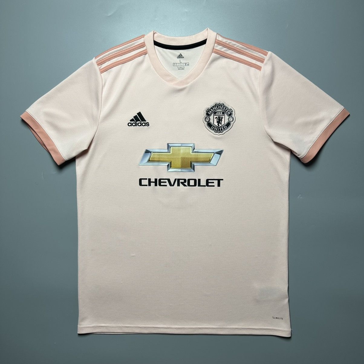 Vintage MAN UNITED ADIDAS 2018/2019 SOCCER AWAY JERSEY #6 POGBA Size US L / EU 52-54 / 3 - 2 Thumbnail