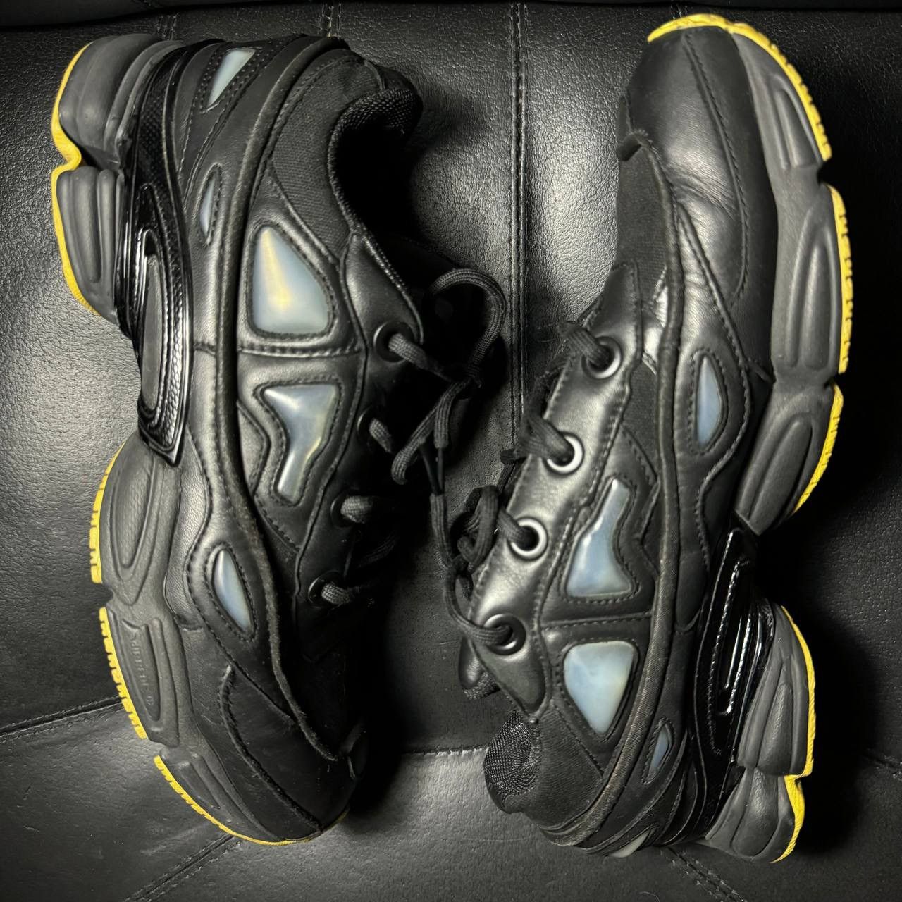 Adidas × Raf Simons Adidas Raf Simons Ozweego Black corn Size US 9 / EU 42 - 4 Thumbnail