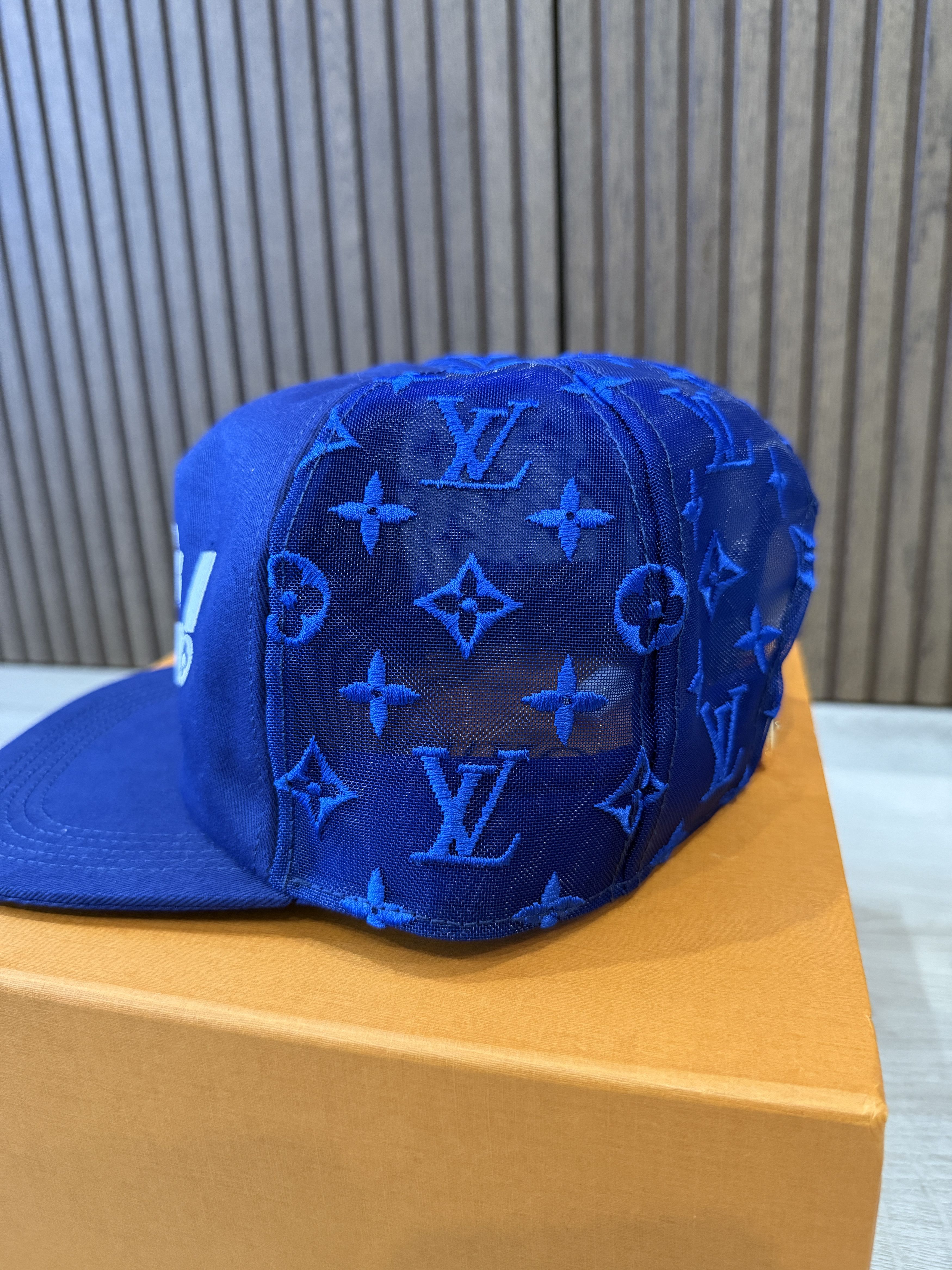 Louis Vuitton Louis Vuitton LV Embroidered Mesh Cap 58 Blue Size ONE SIZE - 3 Thumbnail