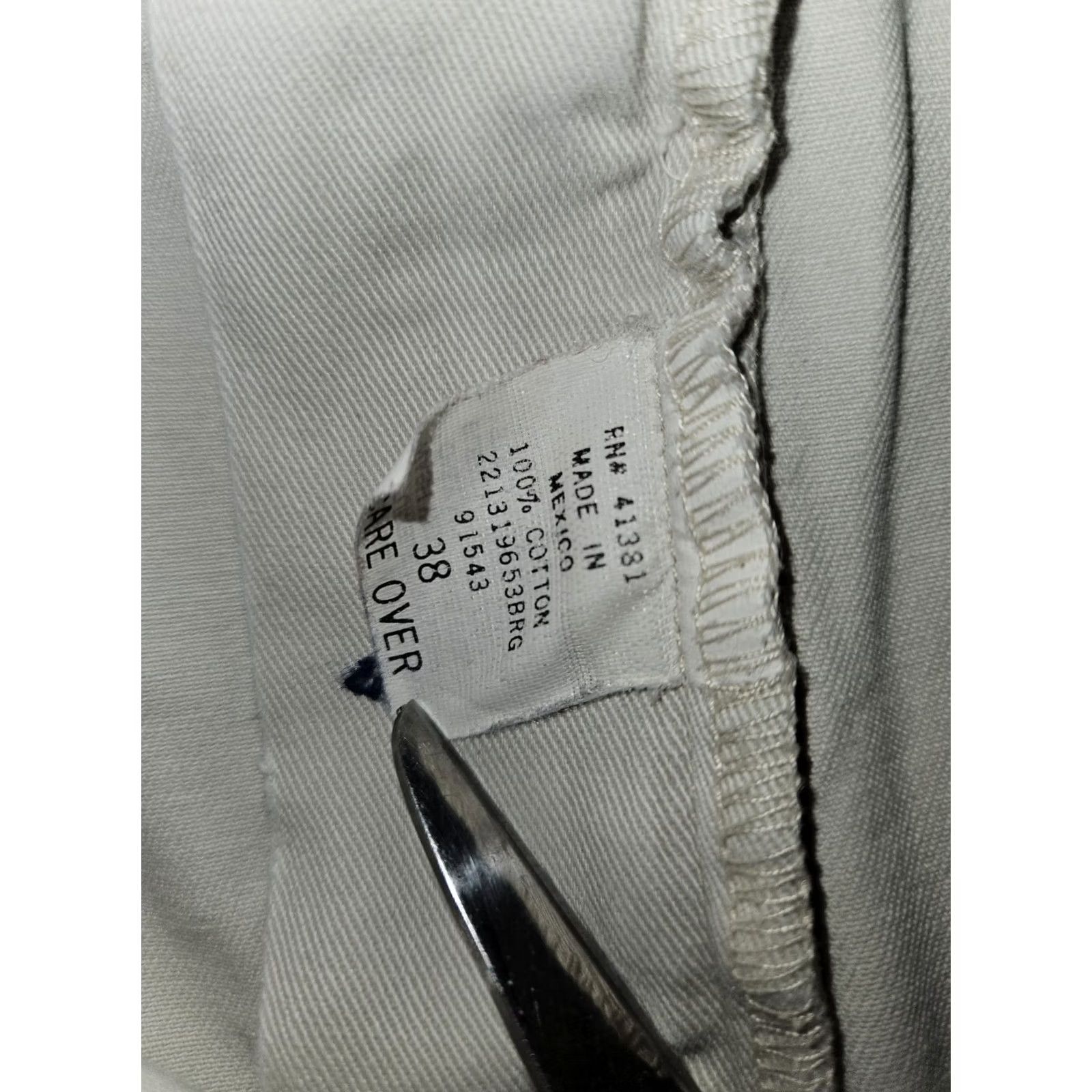 Polo Ralph Lauren VINTAGE Polo Ralph Lauren Chino Shorts Men 38 Beige Khaki Pleated 90s Preppy Logo Zipper Buttons Pocket Size US M / EU 48-50 / 2 - 3 Thumbnail