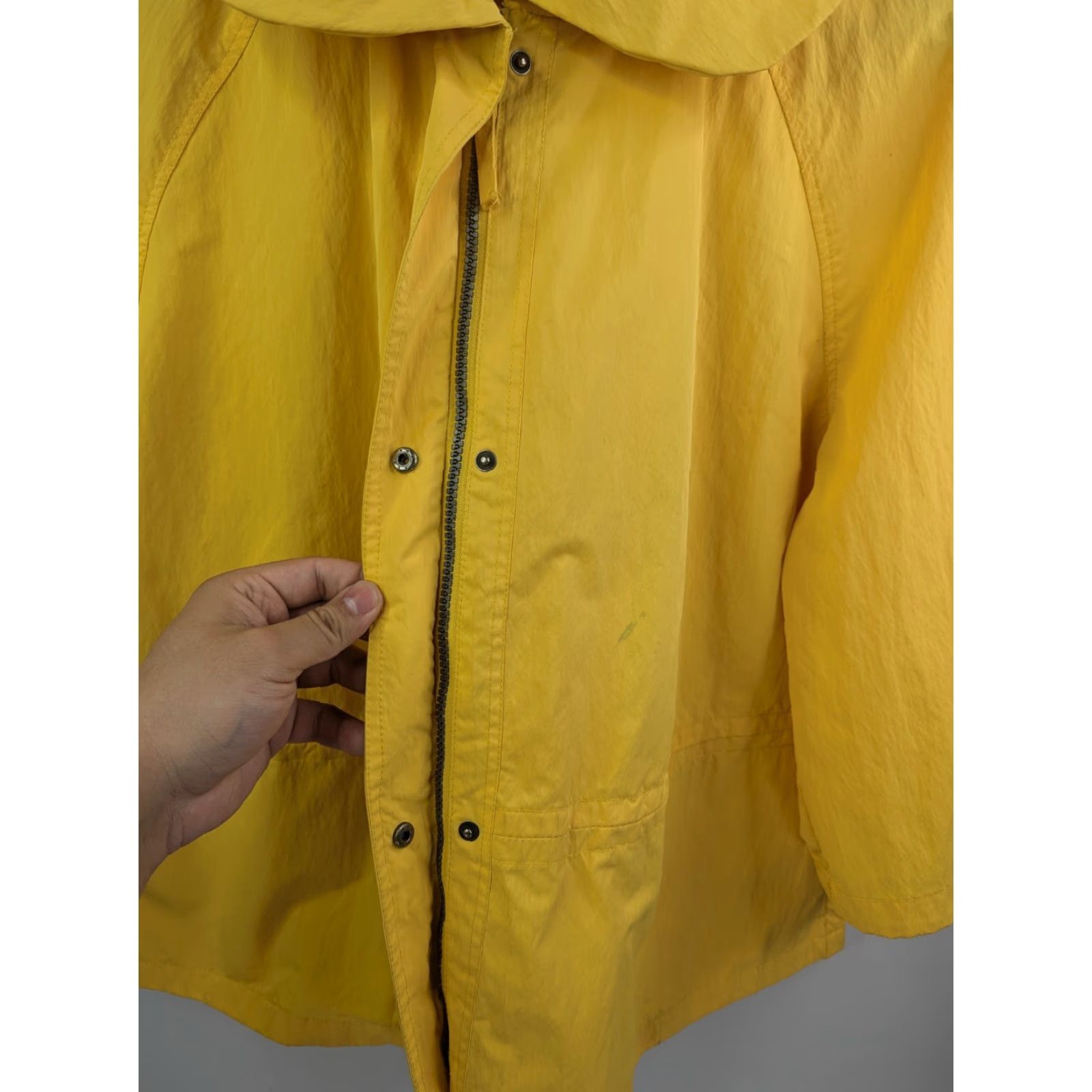 Vintage Lane Bryant Women's Jacket 14/16 Yellow Windbreaker Short 3/4 Sleeve Zipper Snap Toggle Pockets Baggy? (remove question mark) Size XL / US 12-14 / IT 48-50 - 2 Thumbnail