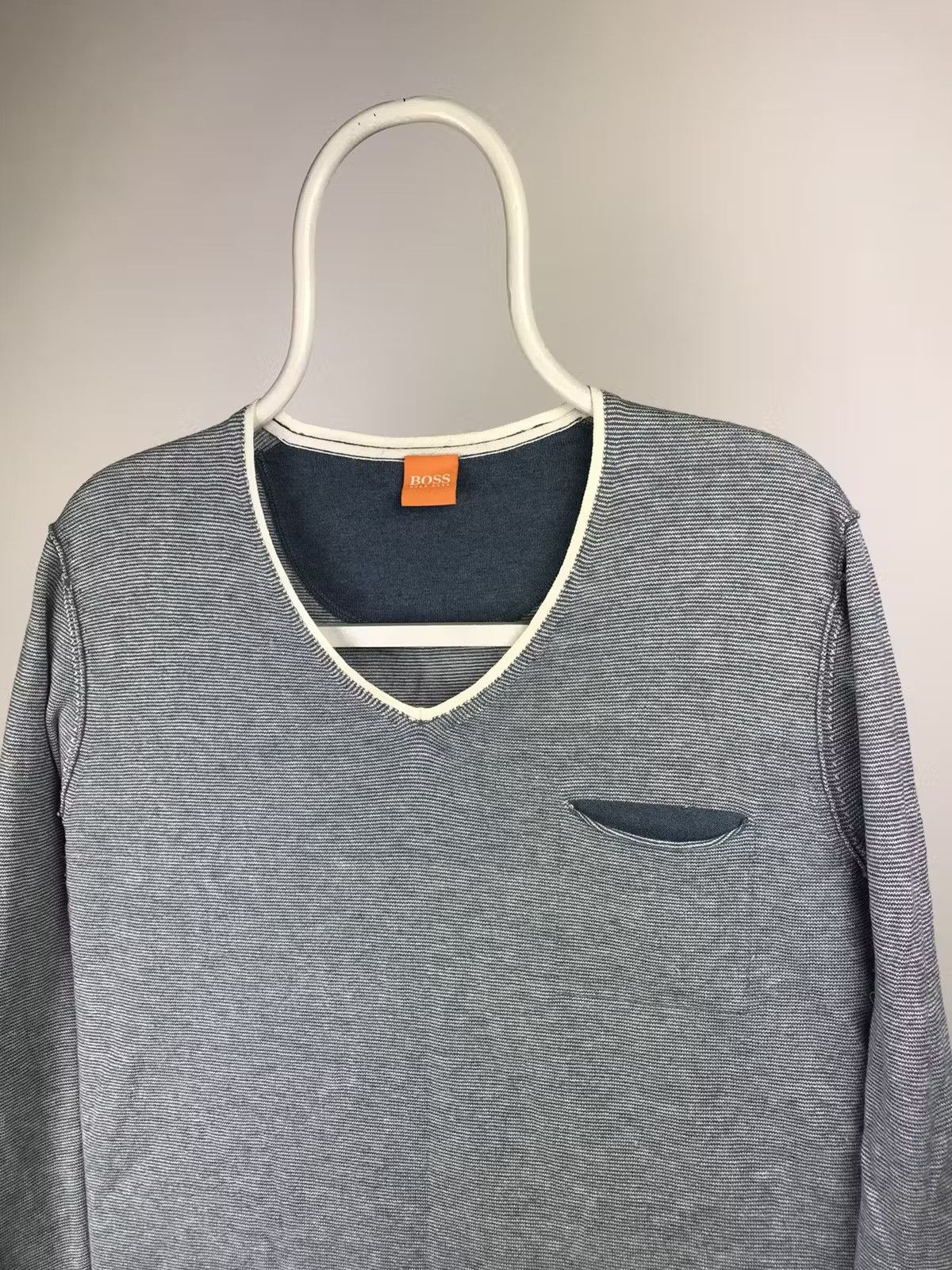Hugo Boss Hugo boss jumper sweater casual luxury size Large Size US L / EU 52-54 / 3 - 3 Thumbnail
