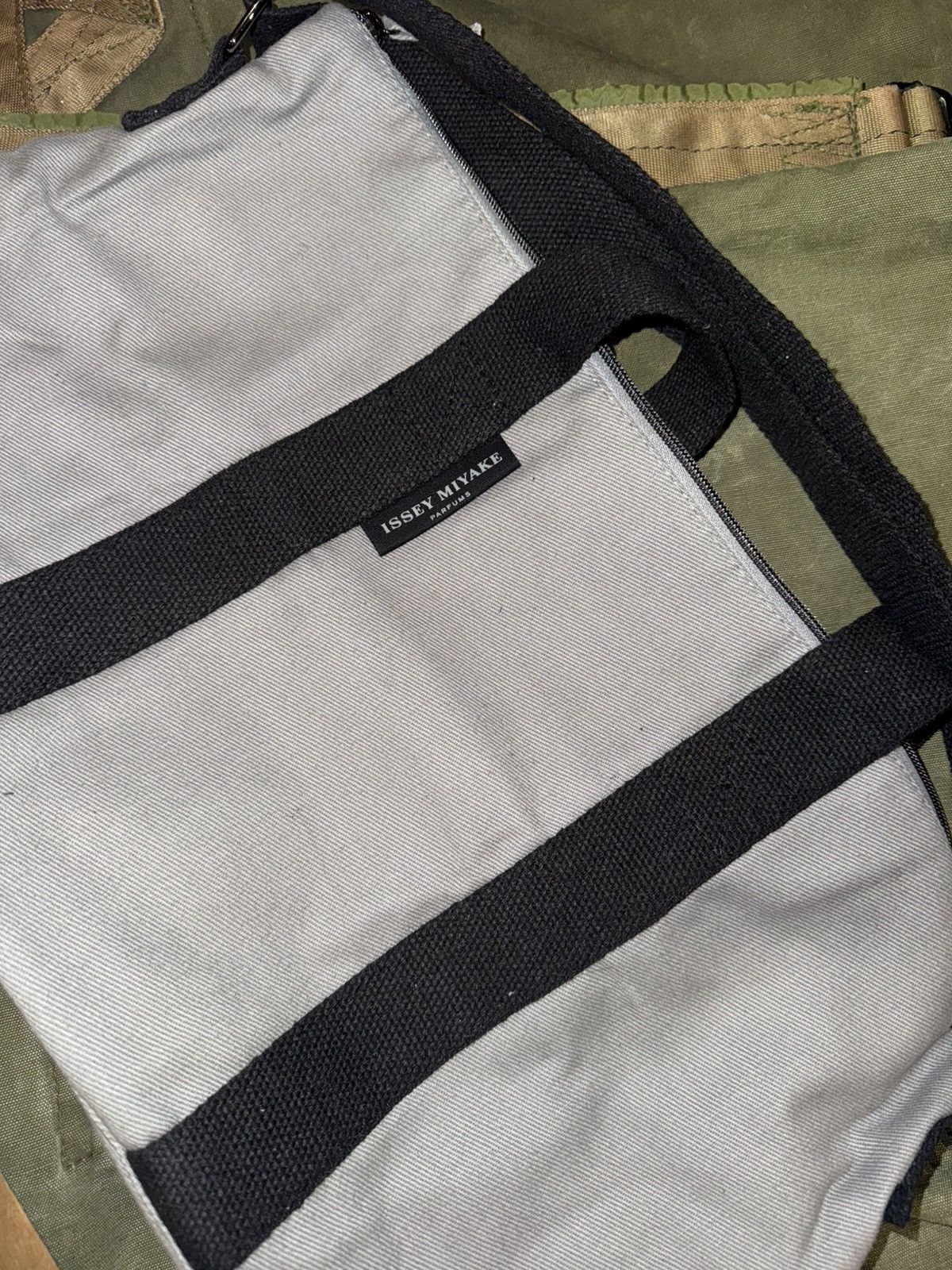 Issey Miyake Issey Miyake Day Bag Size ONE SIZE - 3 Thumbnail