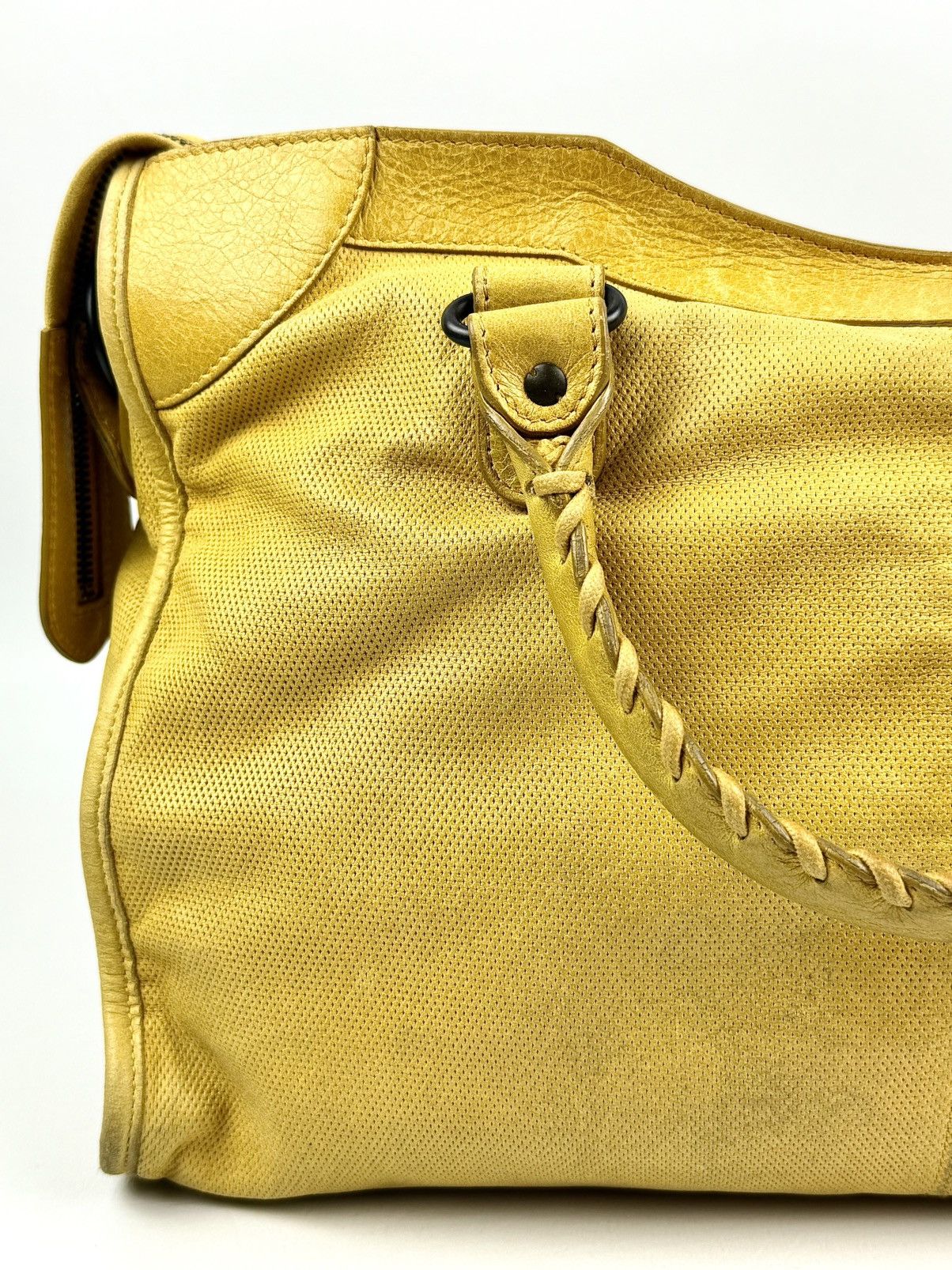 Balenciaga Balenciaga - Ghesquière - 2000’s - Lemon - Peforated - City Size ONE SIZE - 14 Thumbnail