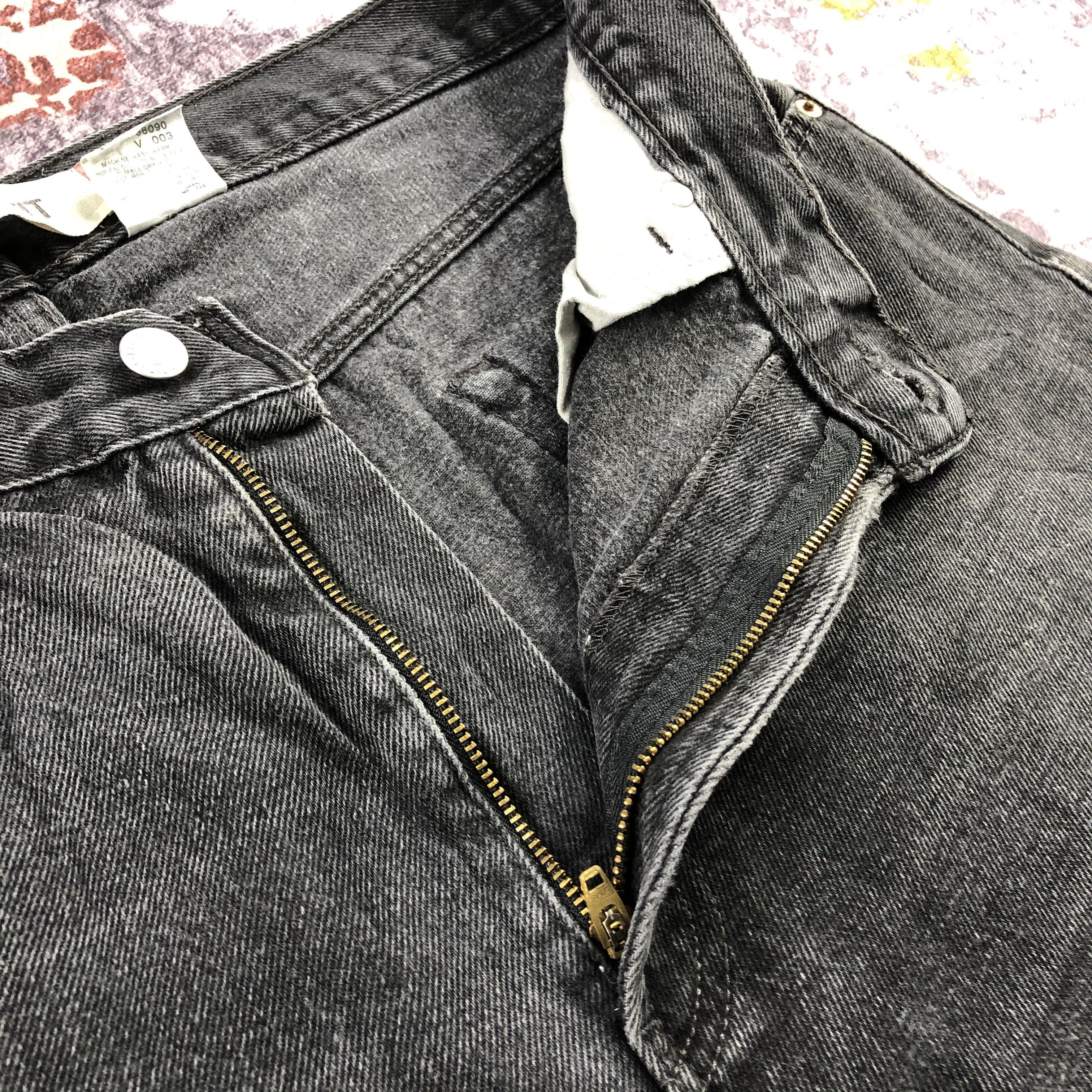 Levi's × Vintage Vintage Faded Black Levis 505 Jeans-JM2557 Size US 36 / EU 52 - 11 Thumbnail