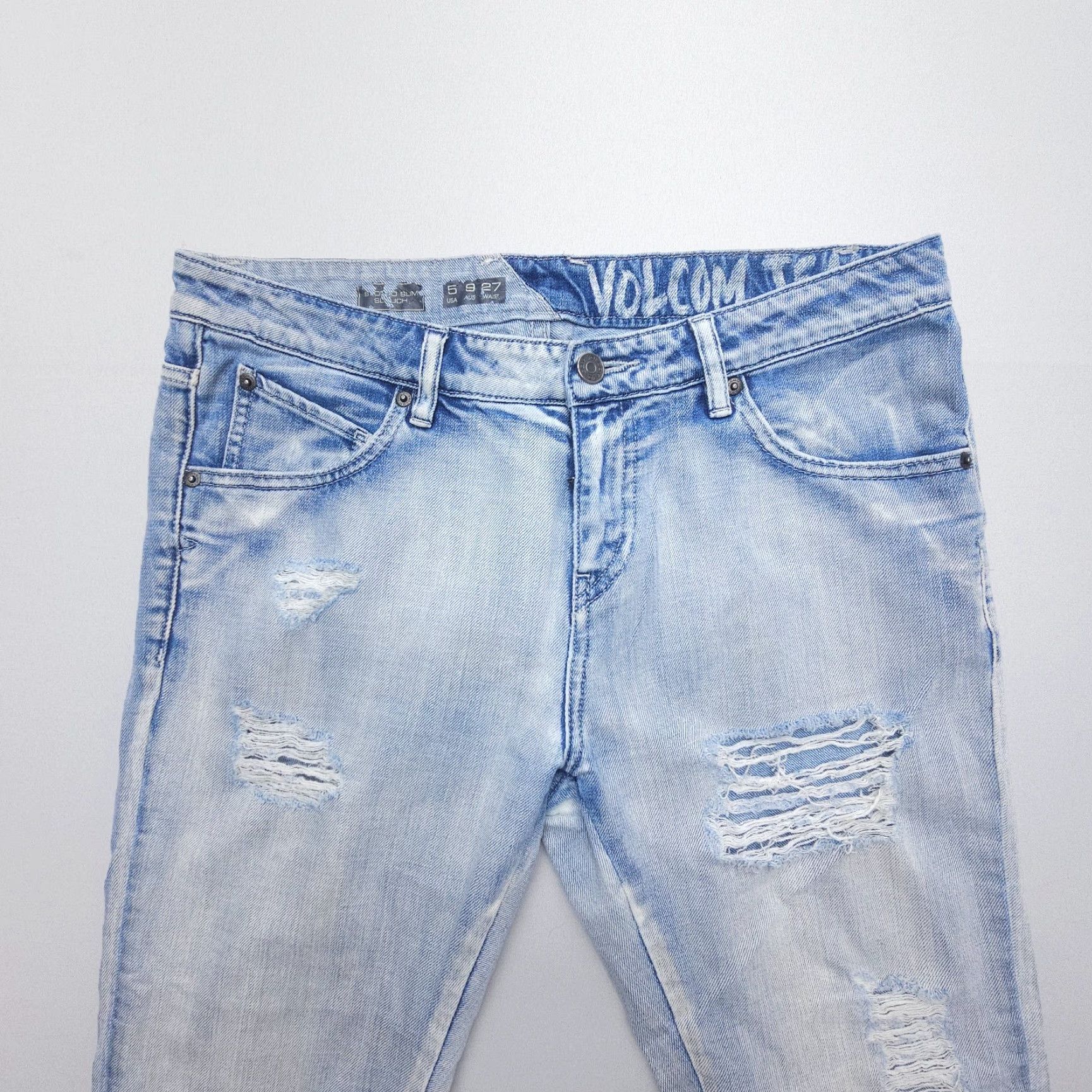 Volcom Volcom Jeans Boyfriend Slim Stoned Distressed Light Blue 32in Inseam 5 Juniors Size 5 USA Logo Crop 5-Pocket Denim Size 27" / US 4 / IT 40 - 3 Thumbnail