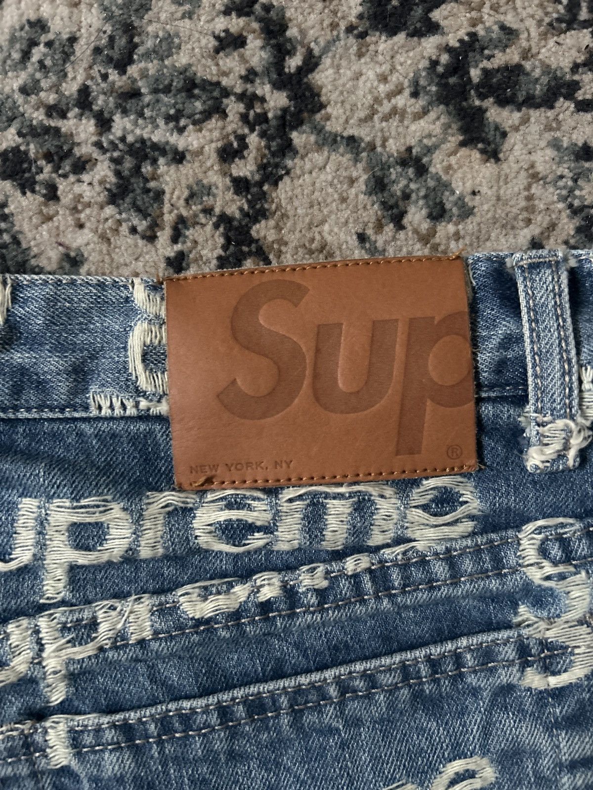 Supreme SUPREME ALL OVER PRINT JEANS Size US 30 / EU 46 - 7 Thumbnail