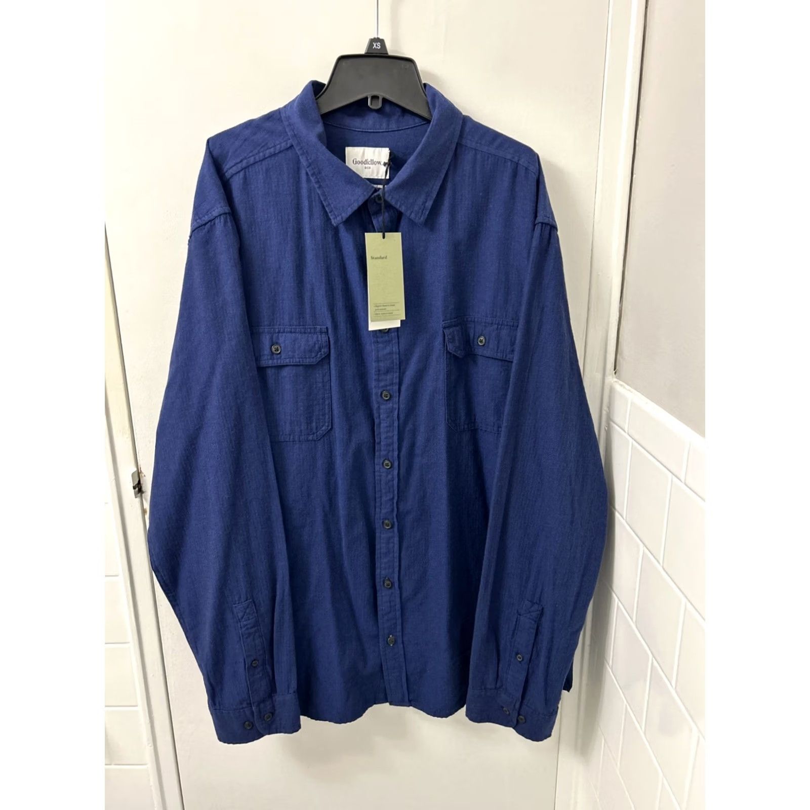 Vintage Goodfellow & Co Shirt Mens 2XL Blue Herringbone Button-Down Long Sleeve Pockets Slant Pocket Casual Workwear Shirt Size US XXL / EU 58 / 5 - 2 Thumbnail