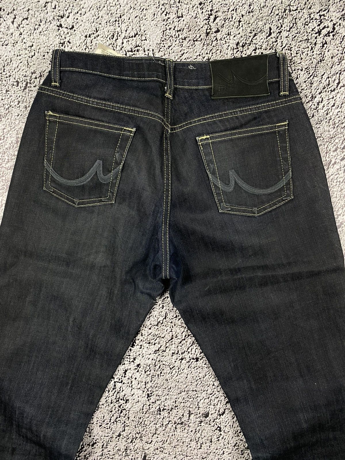 Vintage Vintage Y2K faded denim jeans Japanese size 29 Size US 29 - 2 Thumbnail