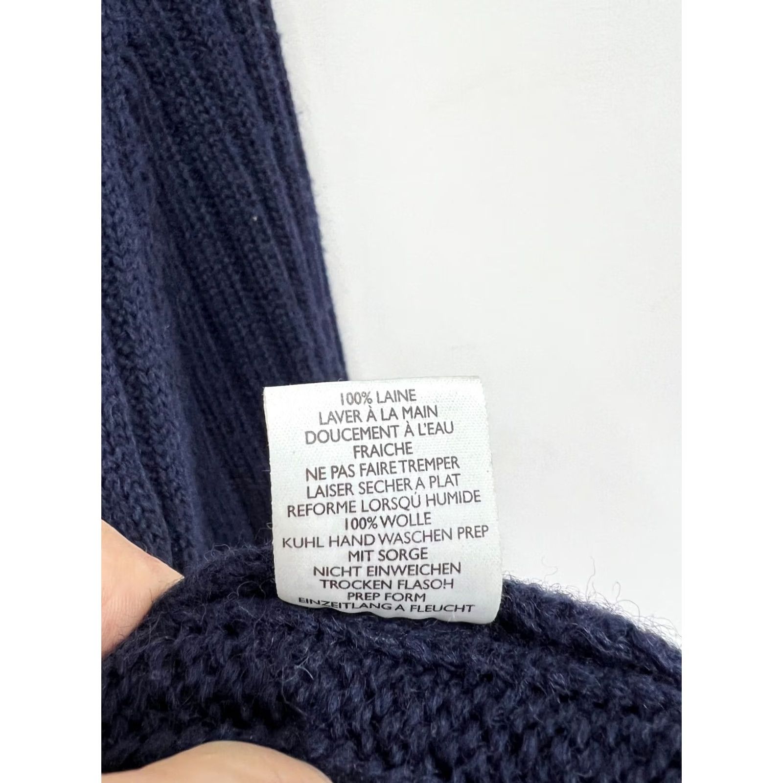 Henri Lloyd VINTAGE Henri Lloyd Wool Knitted Cardigan Sweater M Blue Mens Regular Size M Cardigan Wool Knitted Vintage Men Size US M / EU 48-50 / 2 - 6 Thumbnail