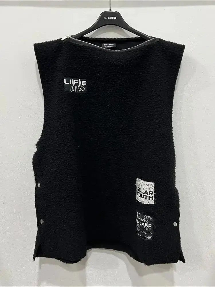 Raf Simons Raf Simons Raf Simons 20AW Patches Vest-2506 Size US L / EU 52-54 / 3 - 1 Thumbnail