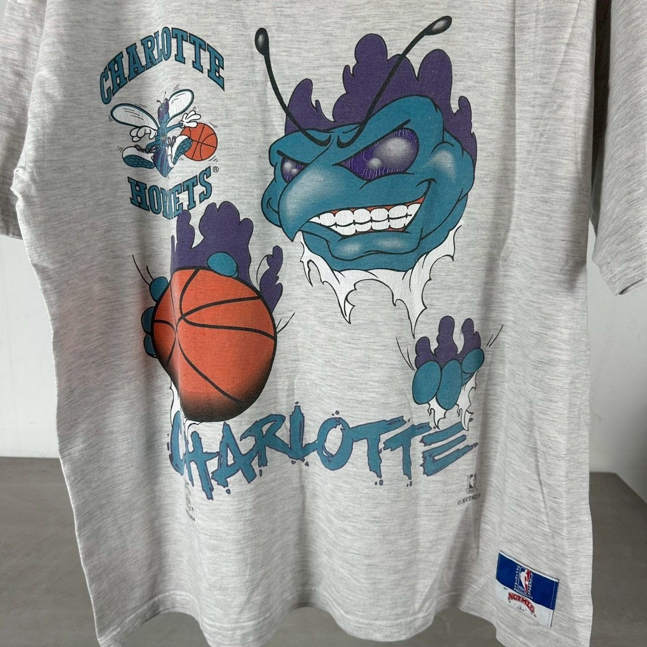 NBA × Vintage ​Vintage 90s Charlotte Hornets Mascot Breakthrough NBA Tee Size US XL / EU 56 / 4 - 5 Thumbnail
