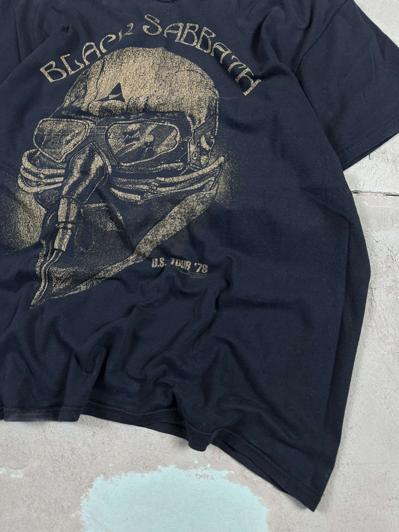 Band Tees Vintage Y2k Black Sabbath US Tour Band Promo T-shirt Size US M / EU 48-50 / 2 - 5 Thumbnail