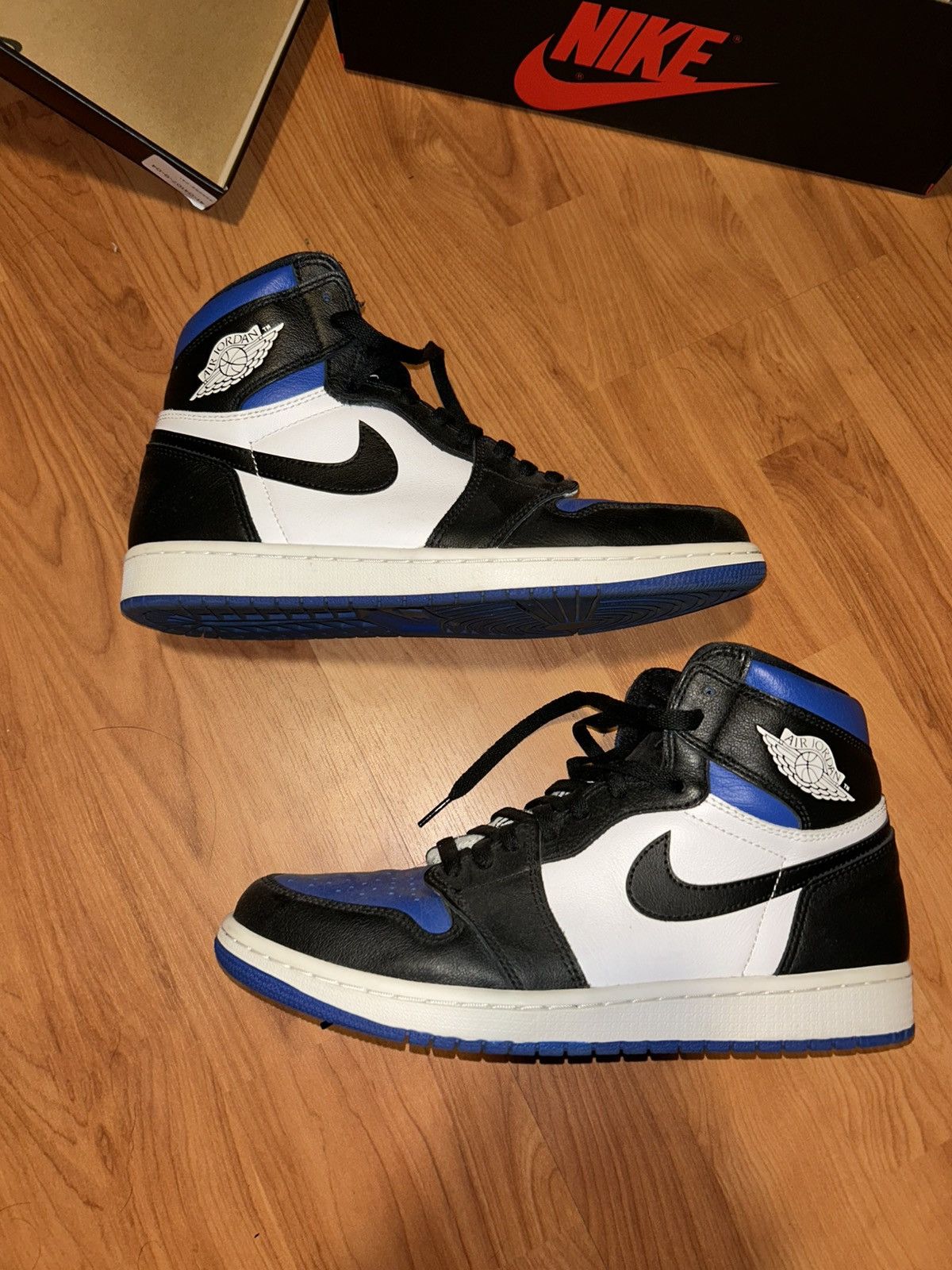 Jordan Brand × Nike Jordan 1 Royal Toe Size US 10.5 / EU 43-44 - 1 Thumbnail