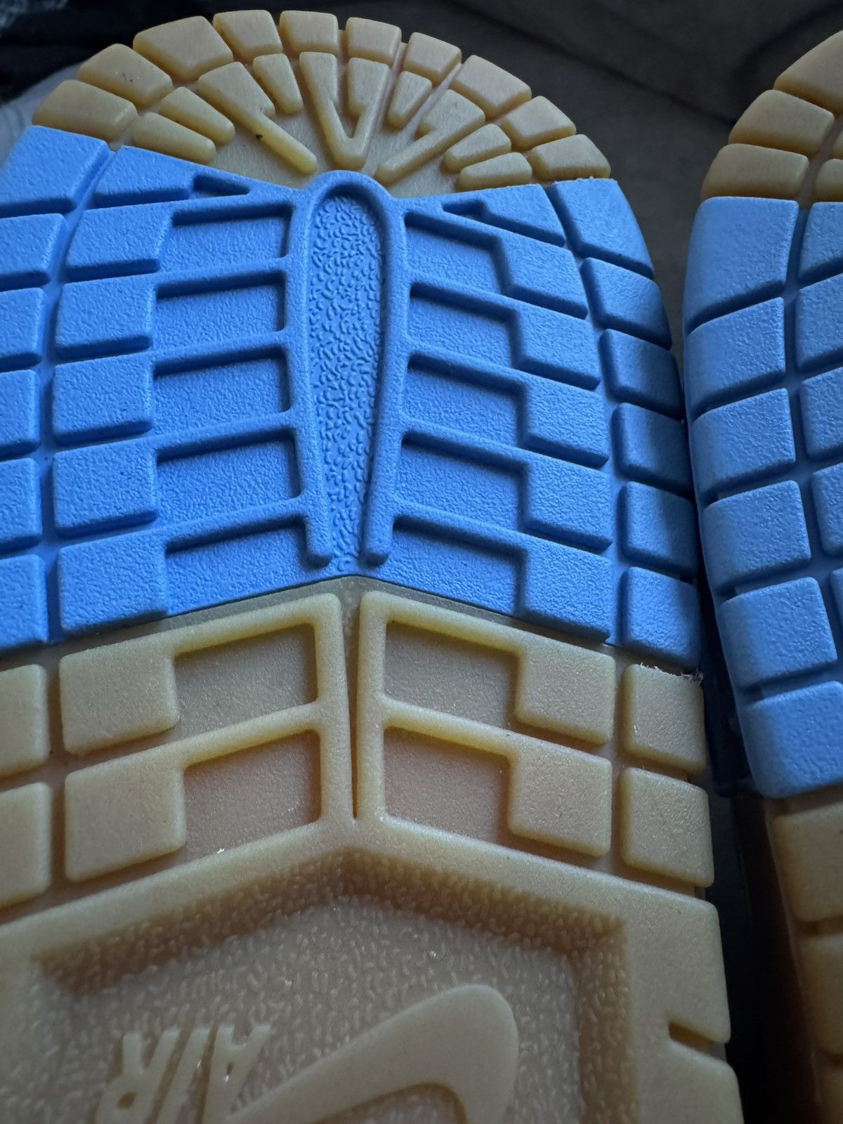 Off-White NIKE X OFF-WHITE DUNK UNC sz US9 UK8 only tried on see phot Size US 9 / EU 42 - 11 Thumbnail
