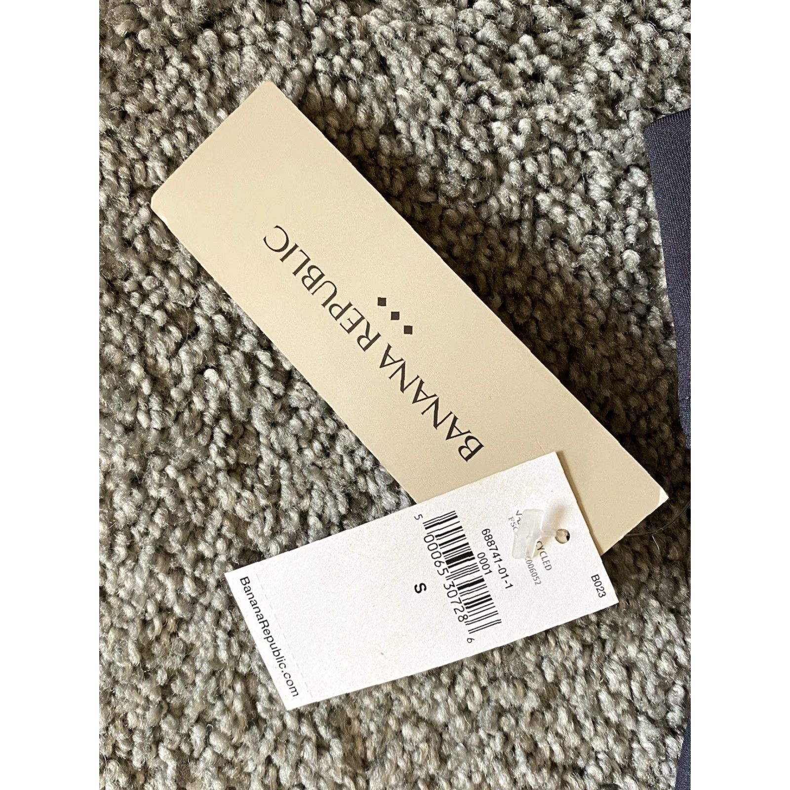 Banana Republic Banana Republic Tank Top Women S Quick Dry Stretch Sleeveless Gray Pullover Casual Workwear, Classic Preppy Designer Sports Outdoor NWT New Size S / US 4 / IT 40 - 4 Thumbnail