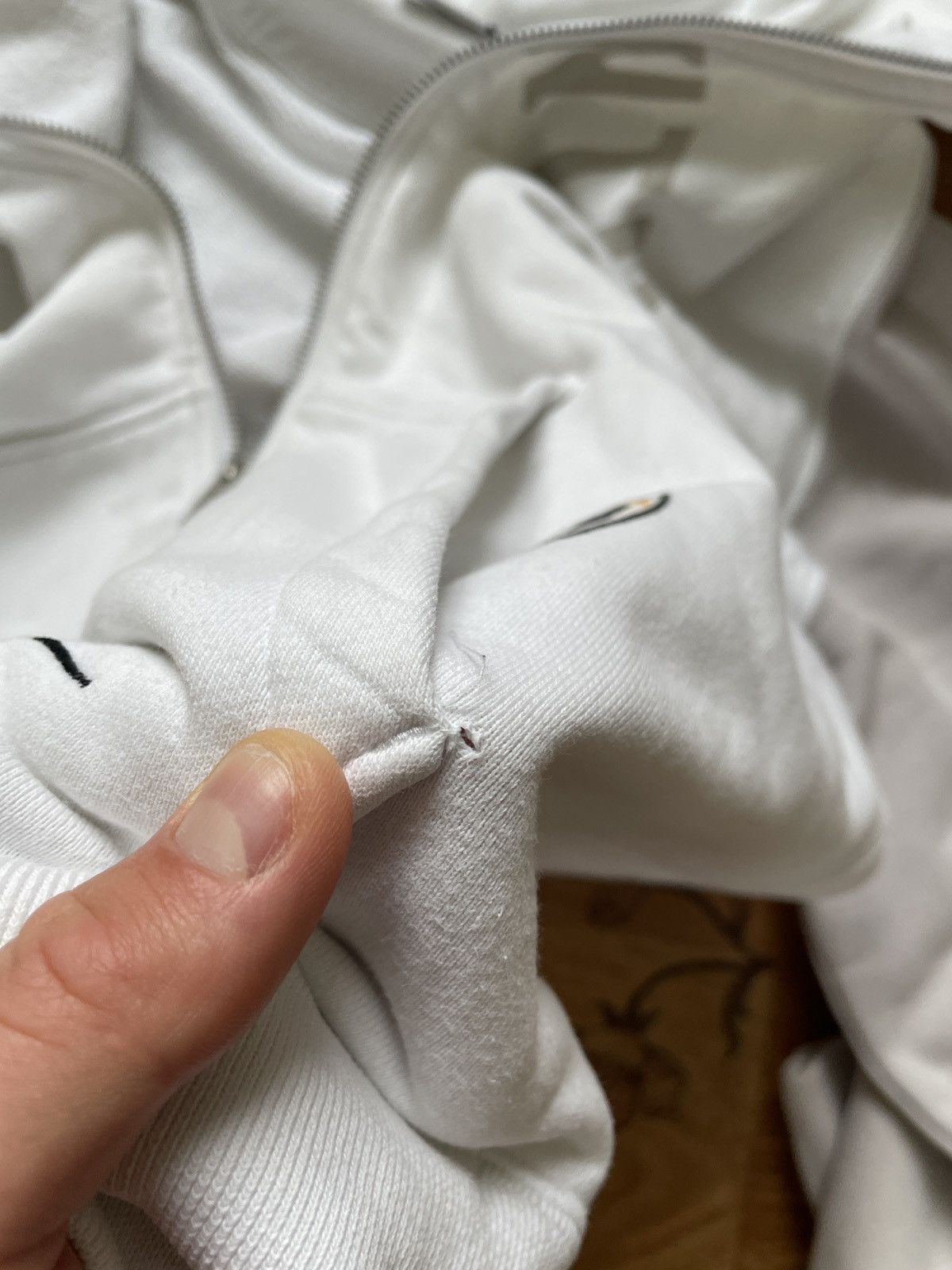 Nike × Vintage Vintage Nike Juventus White Zip Hoodie Size US M / EU 48-50 / 2 - 18 Thumbnail