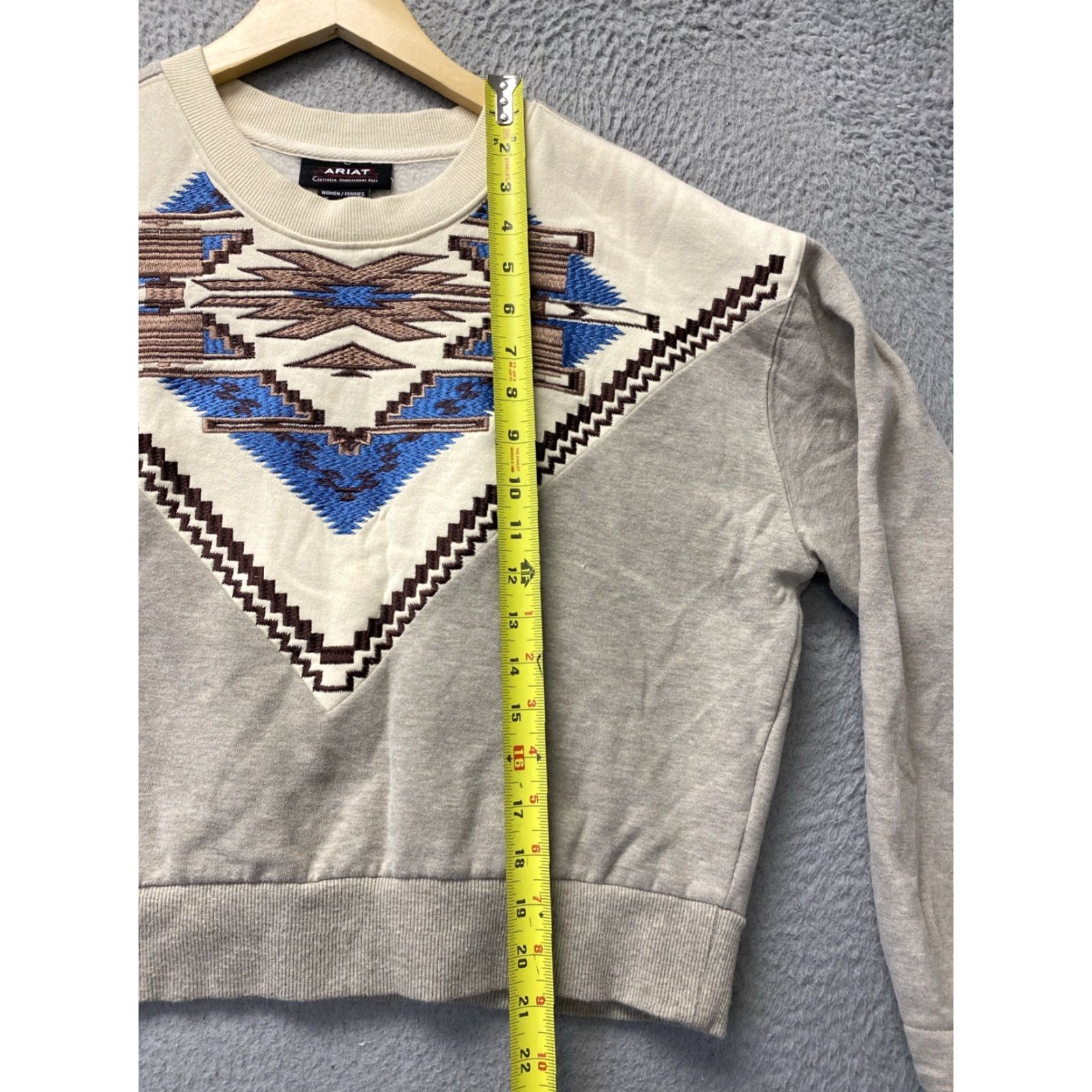 Ariat Ariat Sweatshirt Ladies Chimayo Embroidered Brindle Long Sleeve Pullover Collared Beige Size L Womens Casual Western 52% Cotton 48% Polyester Size L / US 10 / IT 46 - 4 Thumbnail