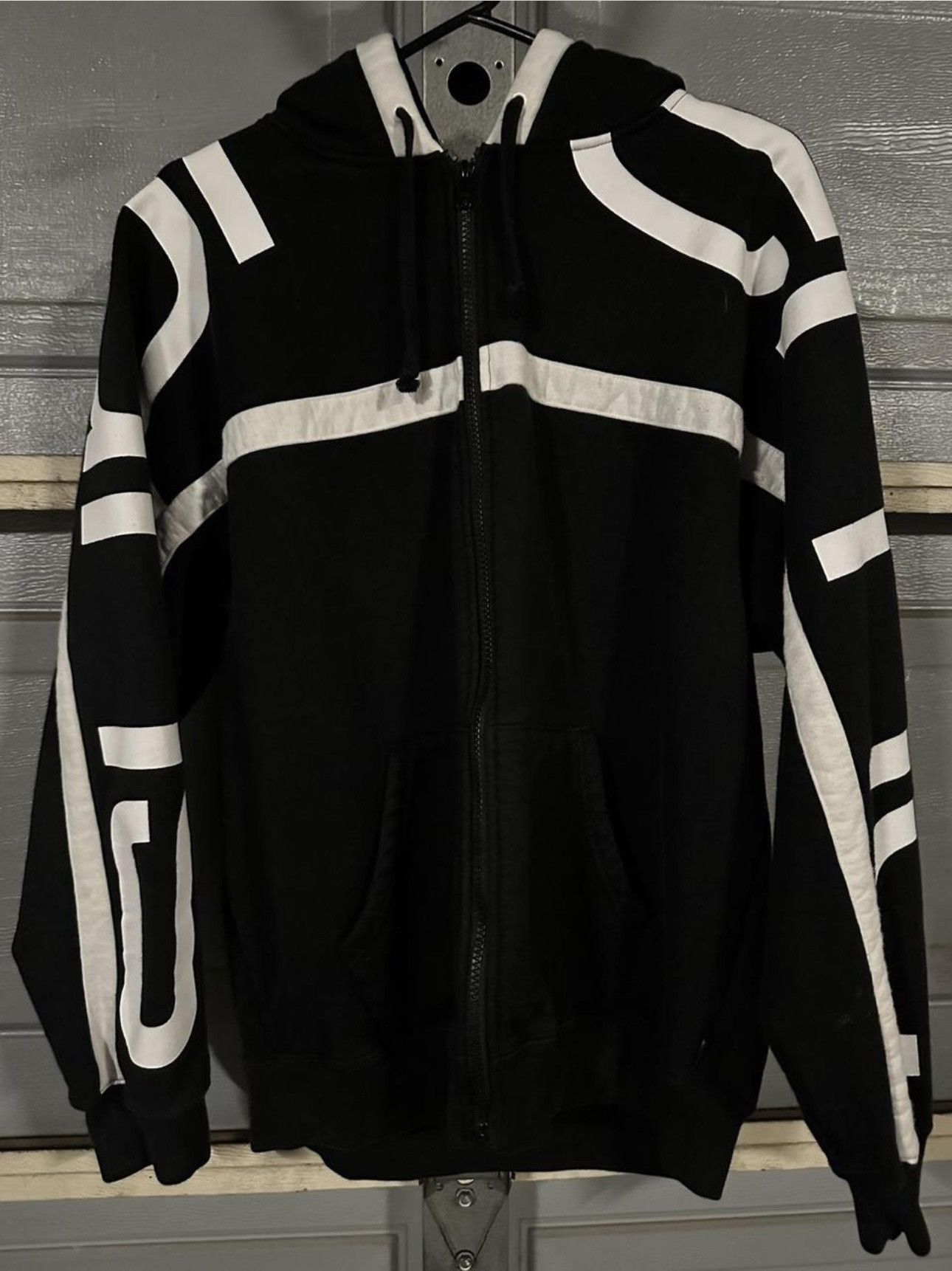 Supreme Supreme Big Logo Paneled Zip Size US M / EU 48-50 / 2 - 1 Thumbnail