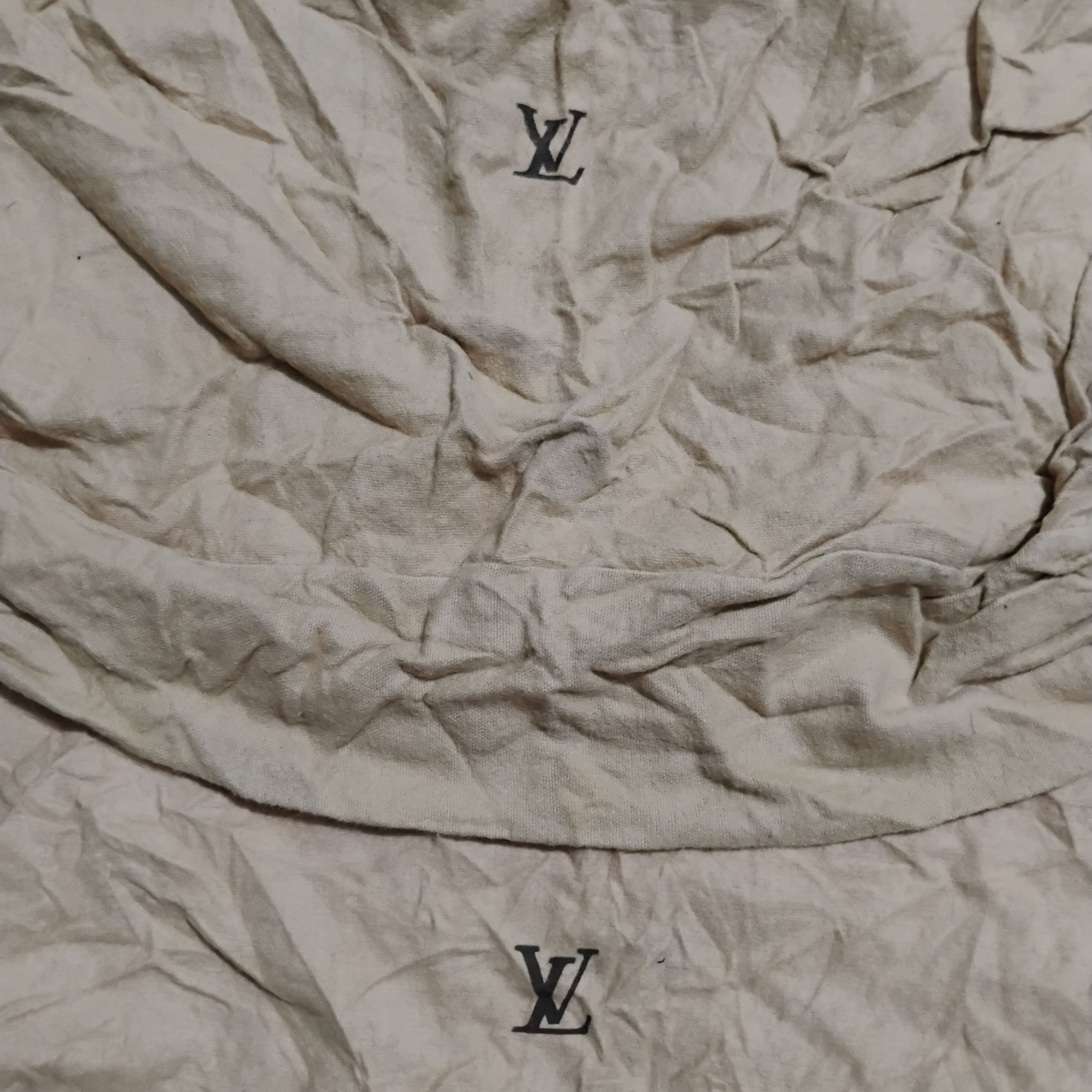 Louis Vuitton 2 Pieces Louis Vuitton Dust Bag Size ONE SIZE - 2 Thumbnail